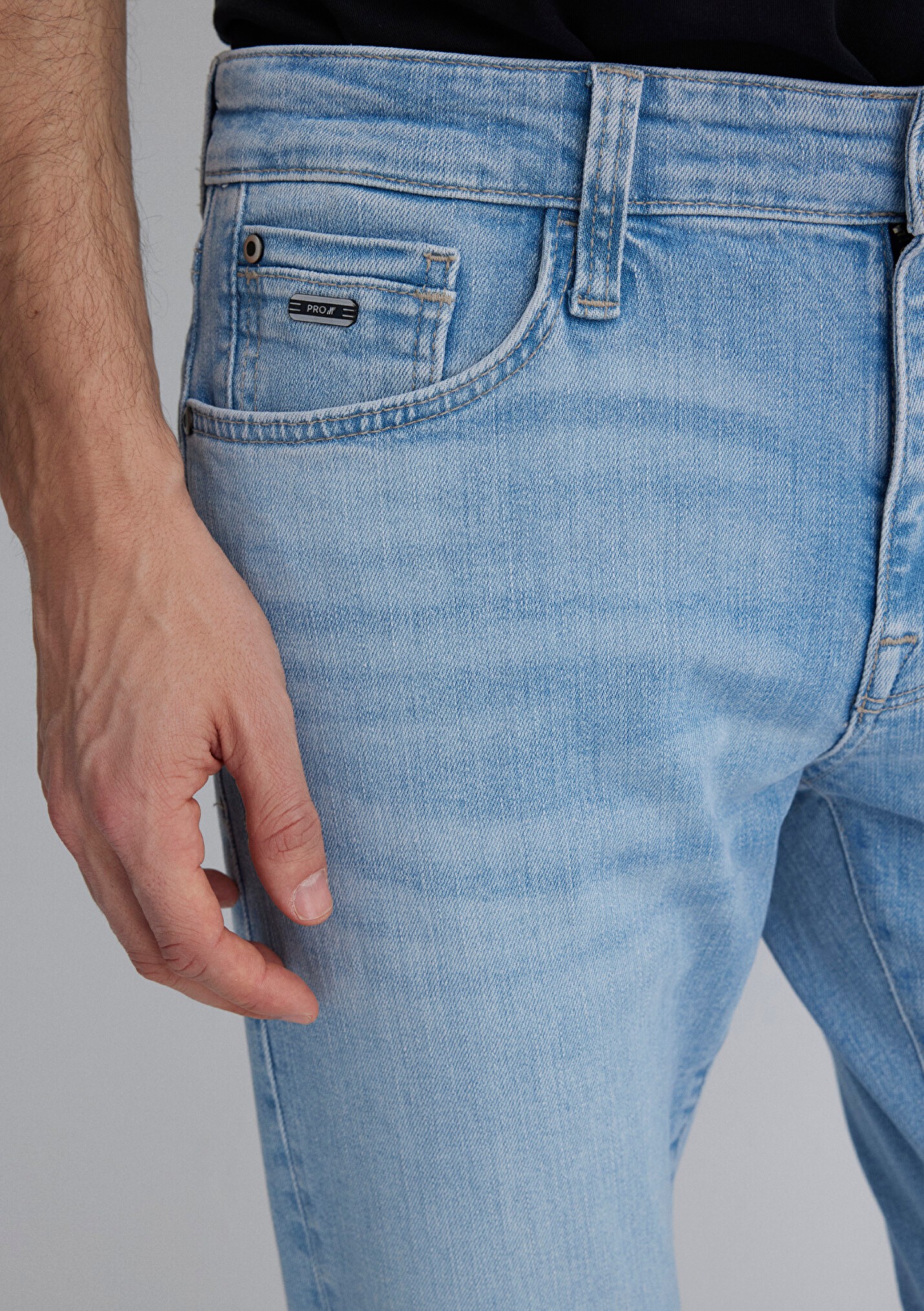 Mavi JAKE Mavi Pro Açık Mavi Jean Erkek Pantolon 0042289803