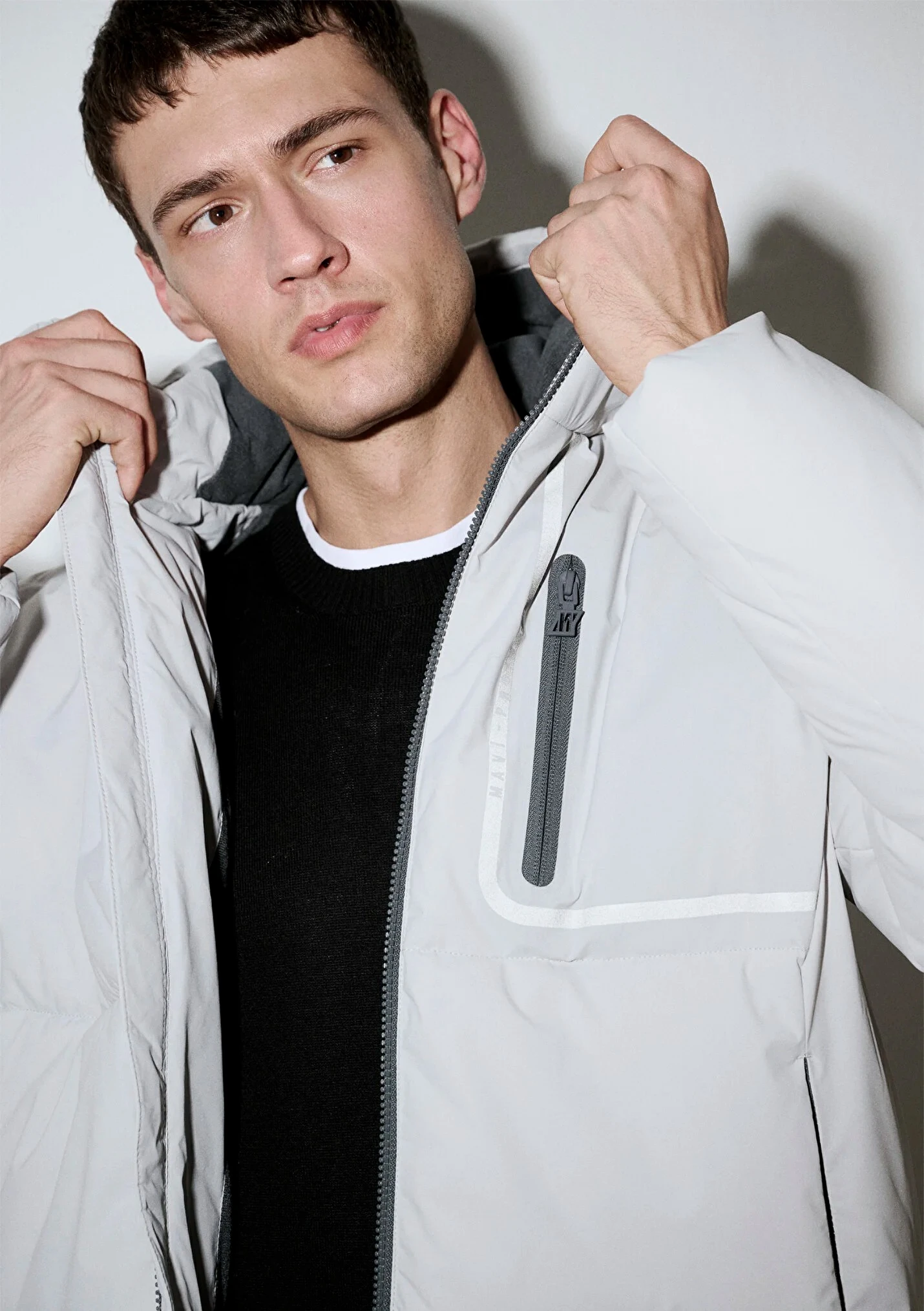 Kapüşonlu Su İtici Şişme Gri Erkek Mont