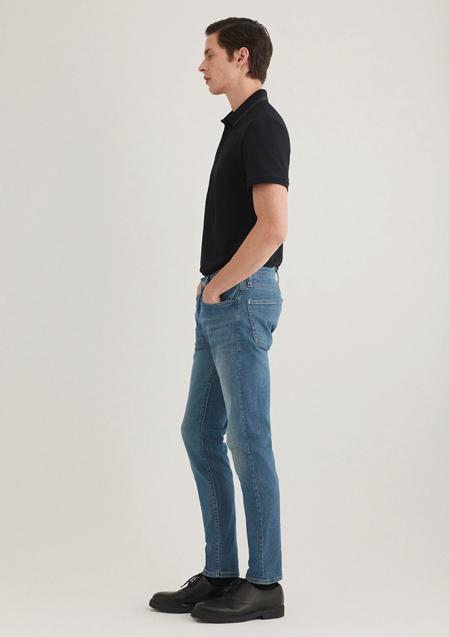 JAMES Lux Black Gölgeli Puslu Indigo Mavisi Jean Pantolon 0042489352