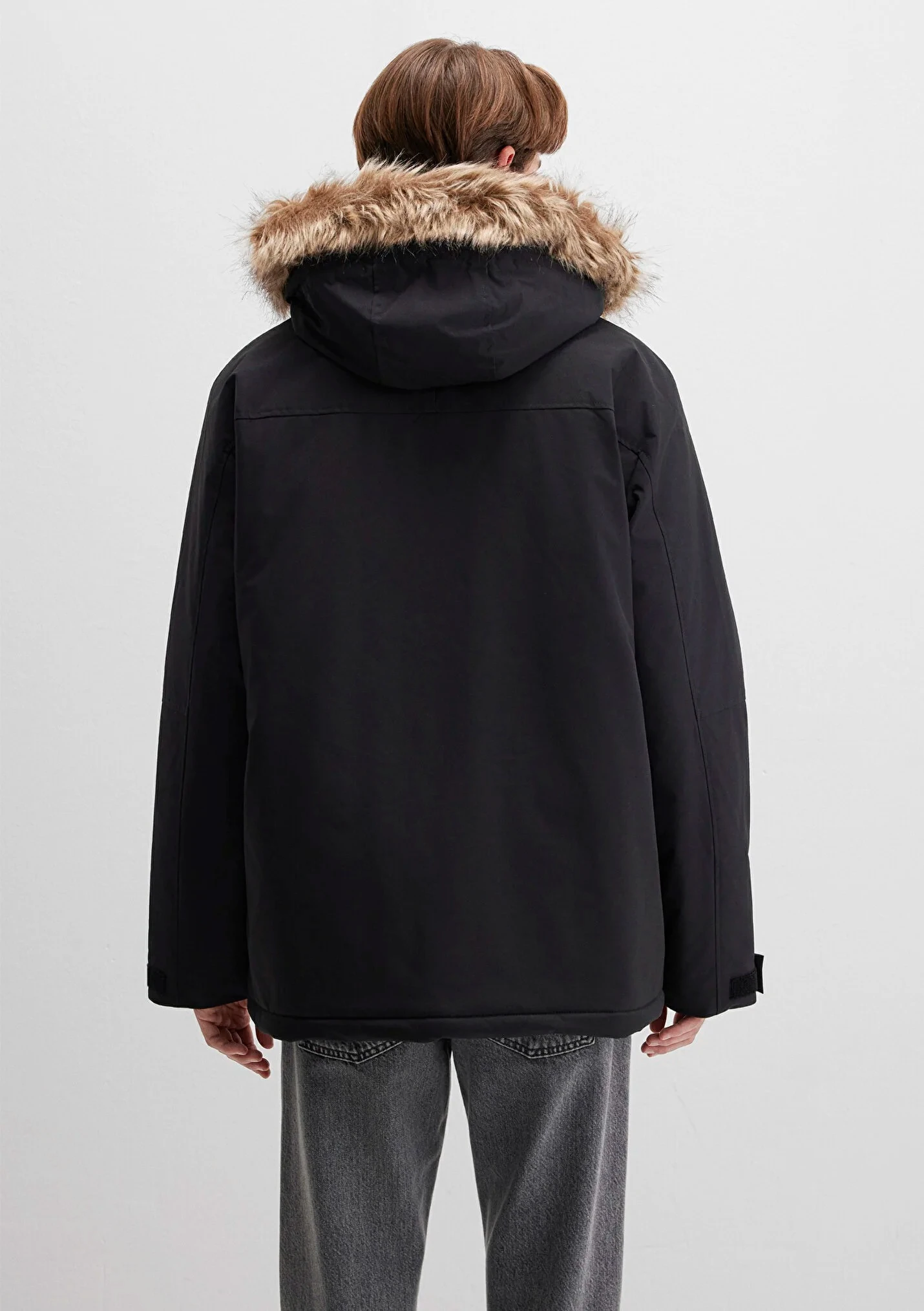 Kapüşonlu Siyah Erkek Parka