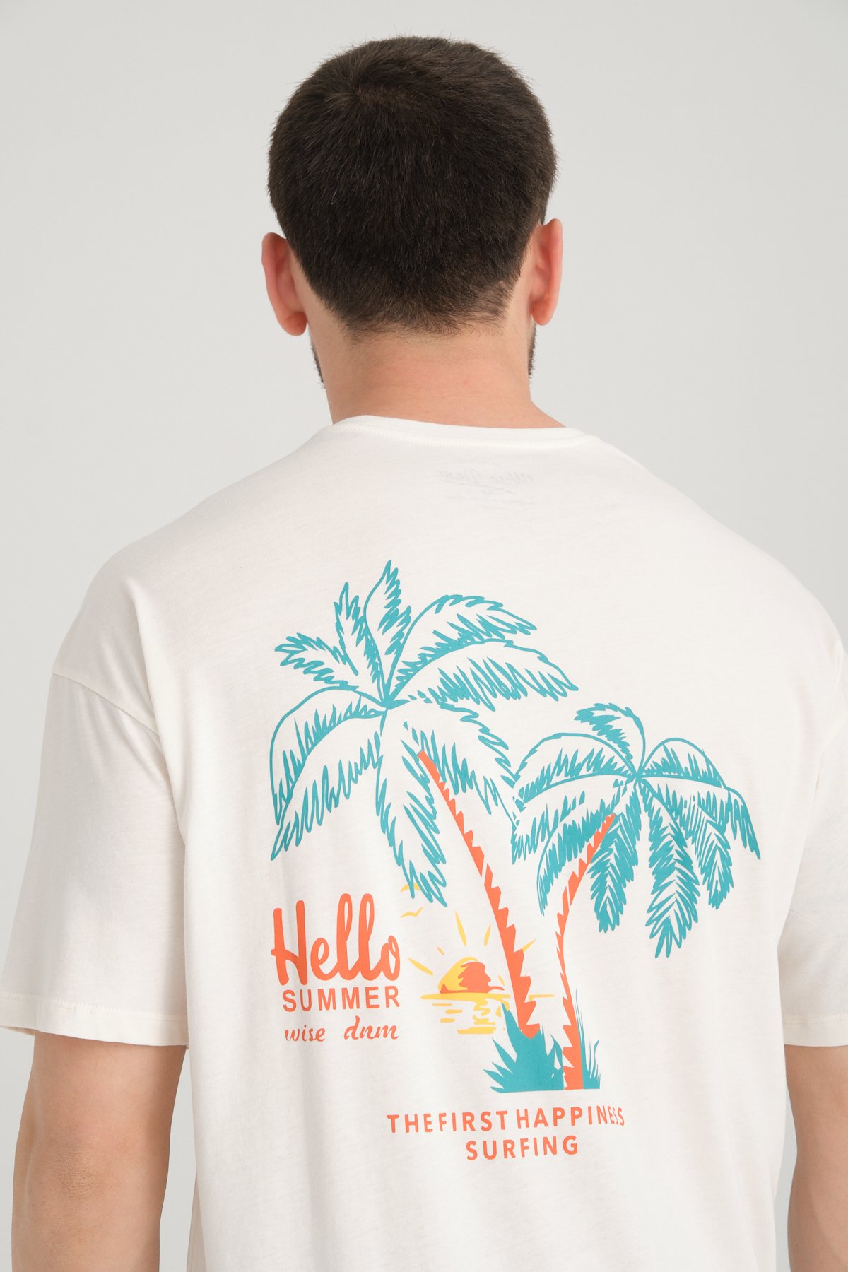 Erkek Camel Oversize Sırt Baskılı %100 Pamuk T-shirt - beyaz