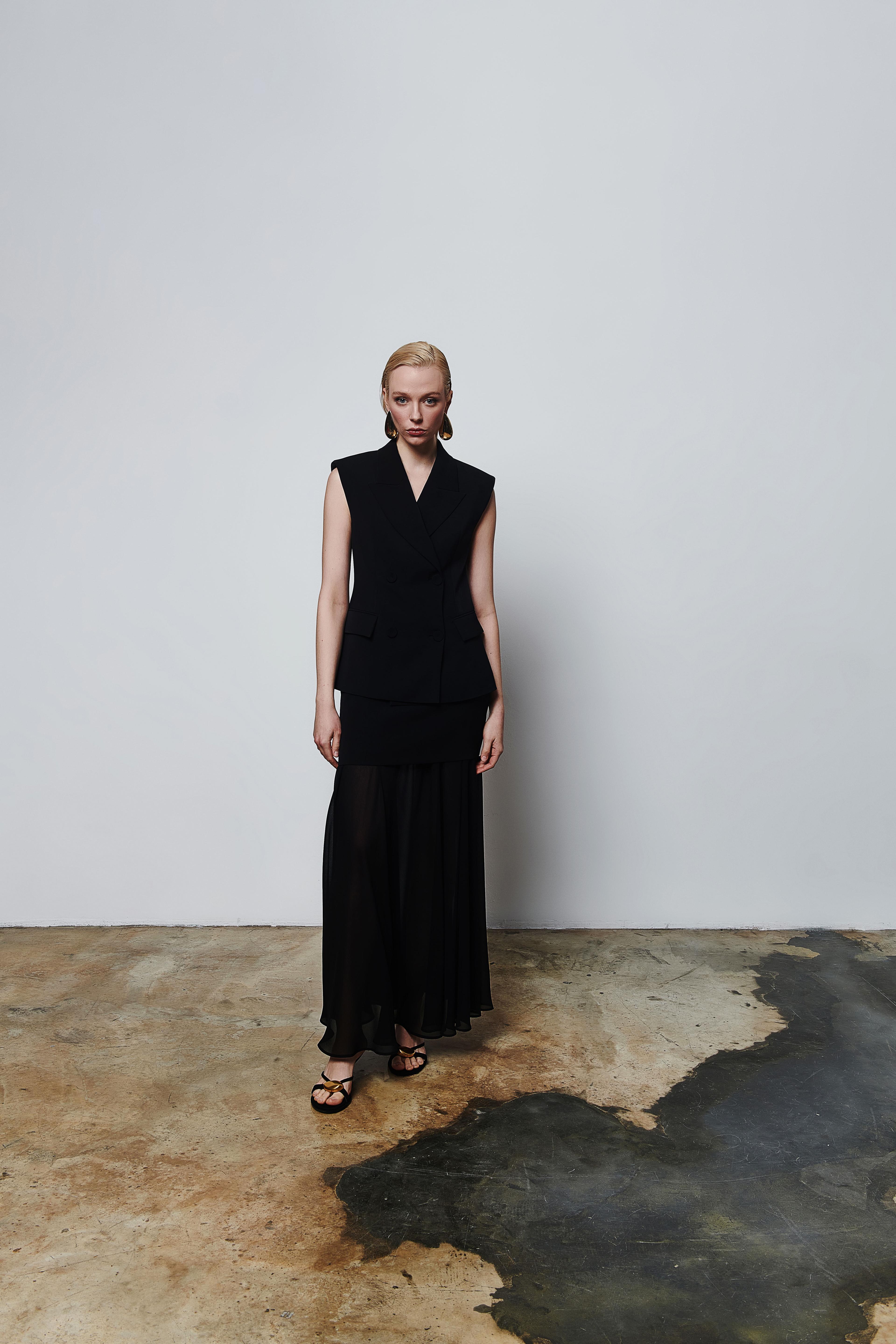 Pocket Detail Buttoned Sleeveless Vest - Black