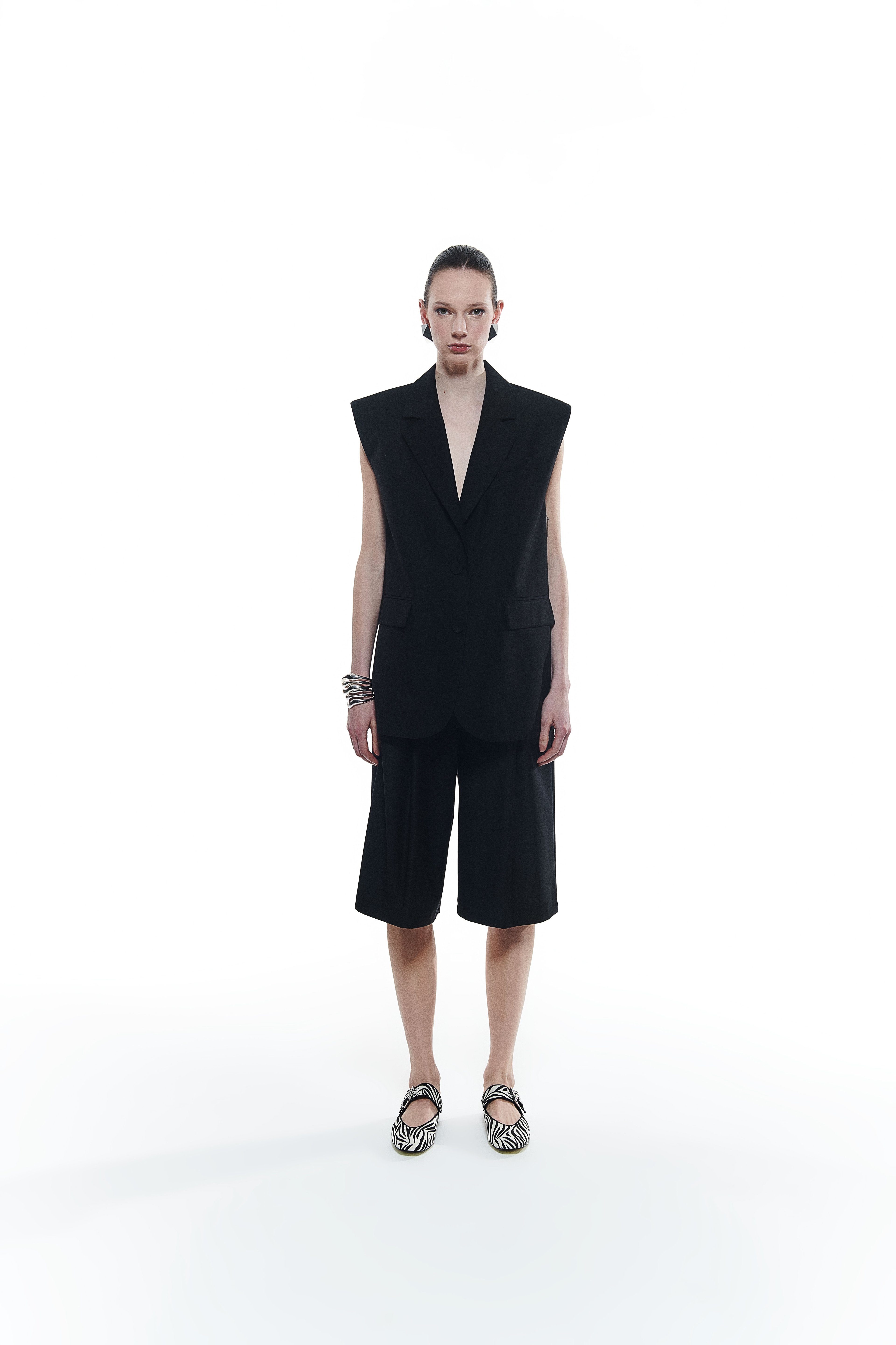 Double Breasted Sleeveless Vest - Black