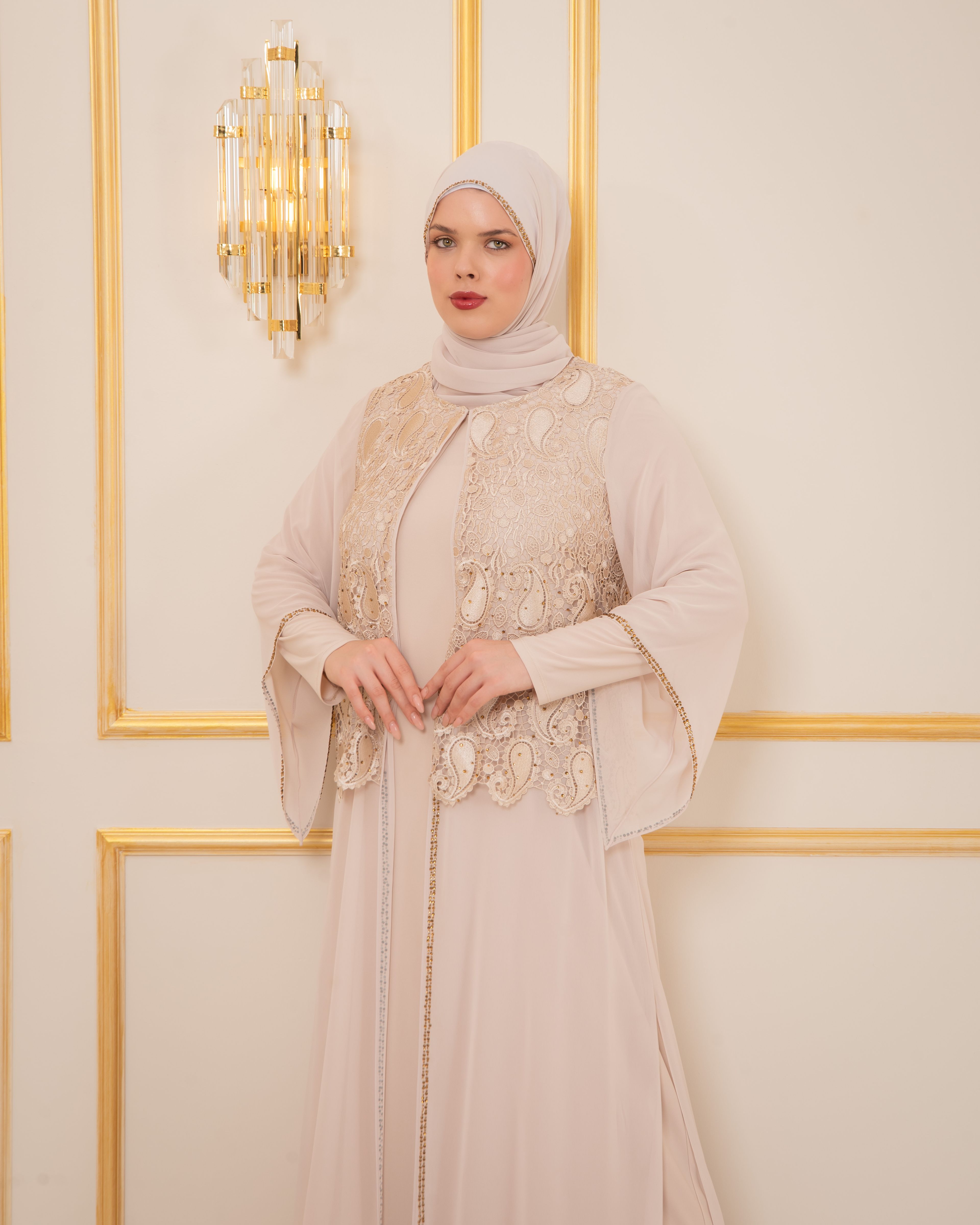 GÜPÜRLÜ TAŞLI BÜYÜK BEDEN ABİYE KAFTAN