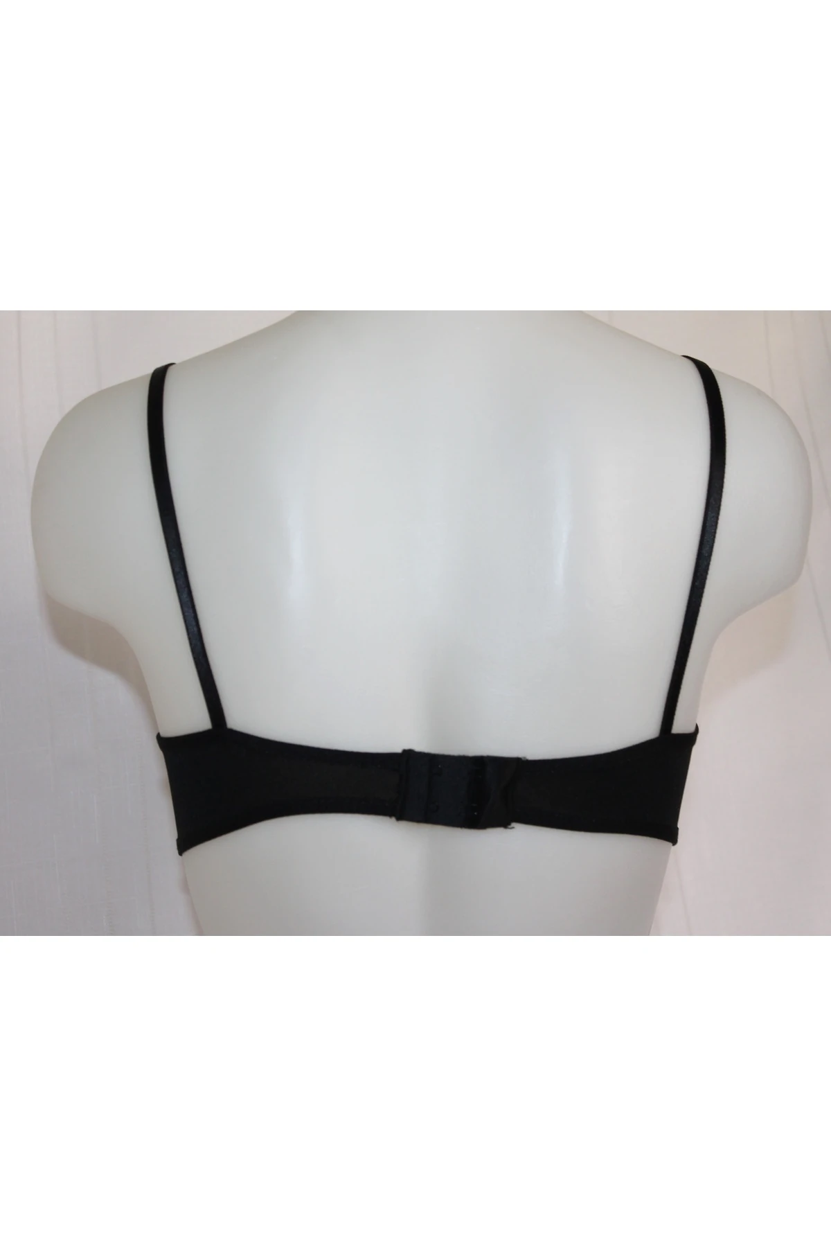 Lazer Kesim Siyah Telsiz Dolgusuz Sütyen