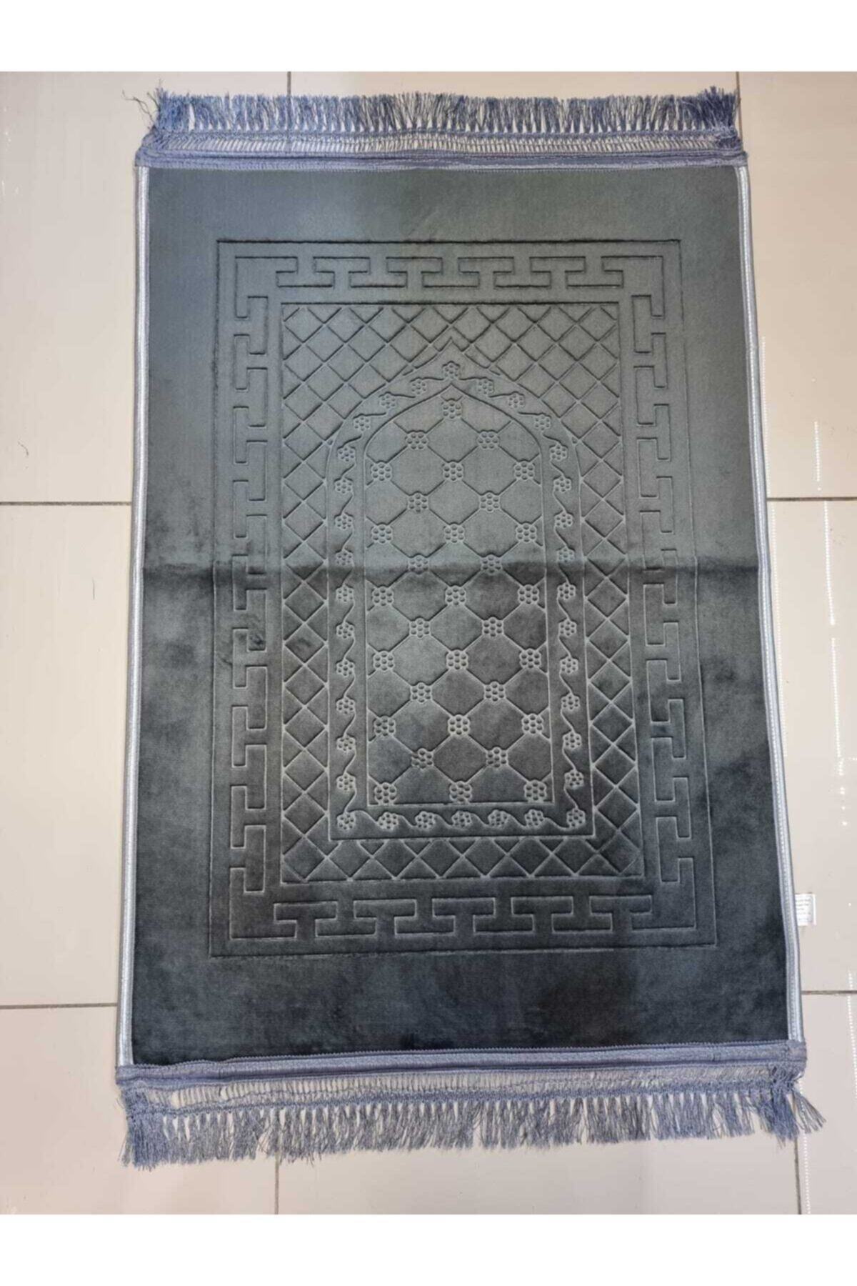 Hac Dünyası Lüks Kalın Yumuşak Peluş Seccade Kaymaz Taban Özellikli Çantalı - Gri