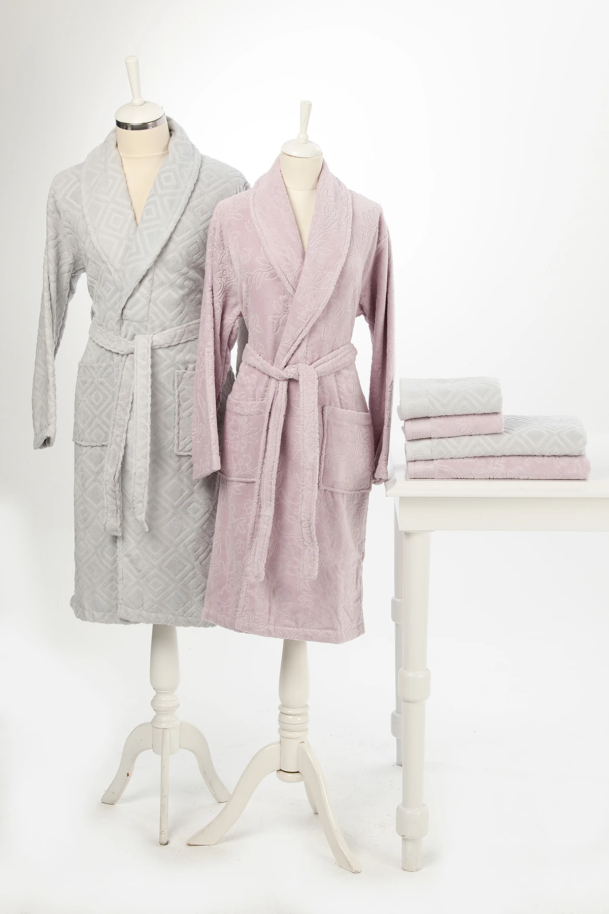 Pastoral Kadife Aile Seti