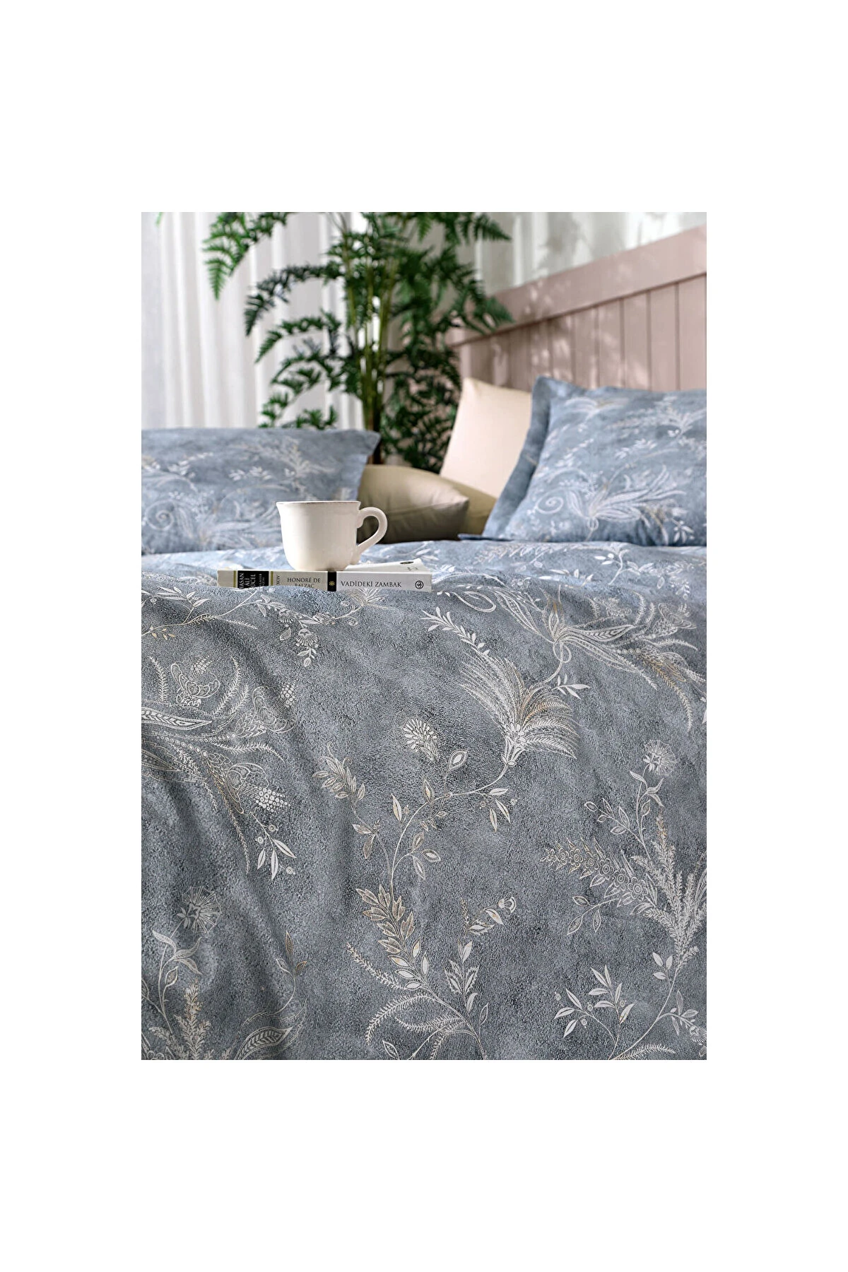 Flor Espiral Çift Kişilik Nevresim Takımı Mavi