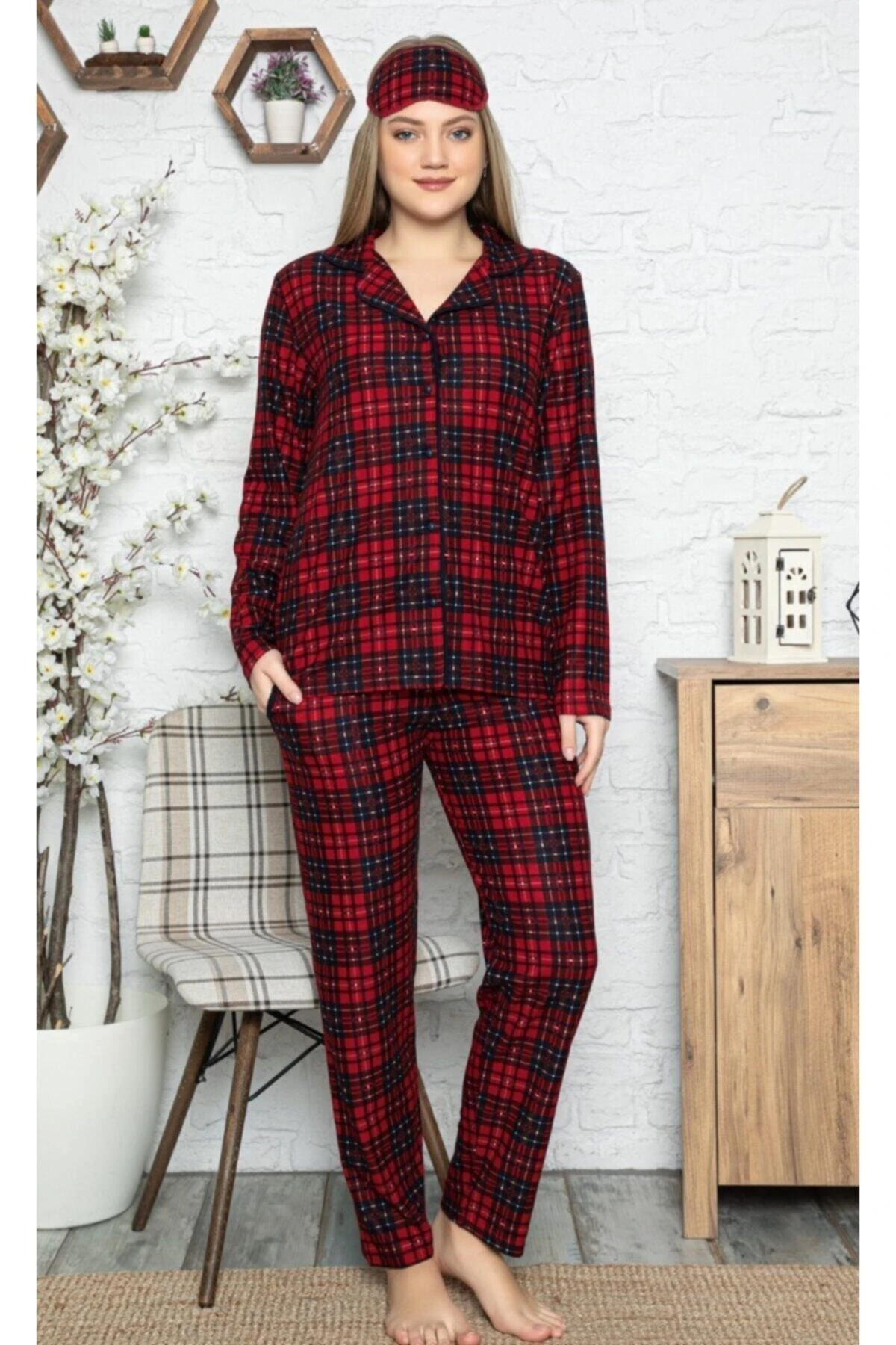 Kadın Pijamoni Ekoseli Düğmeli Pijama Takımı