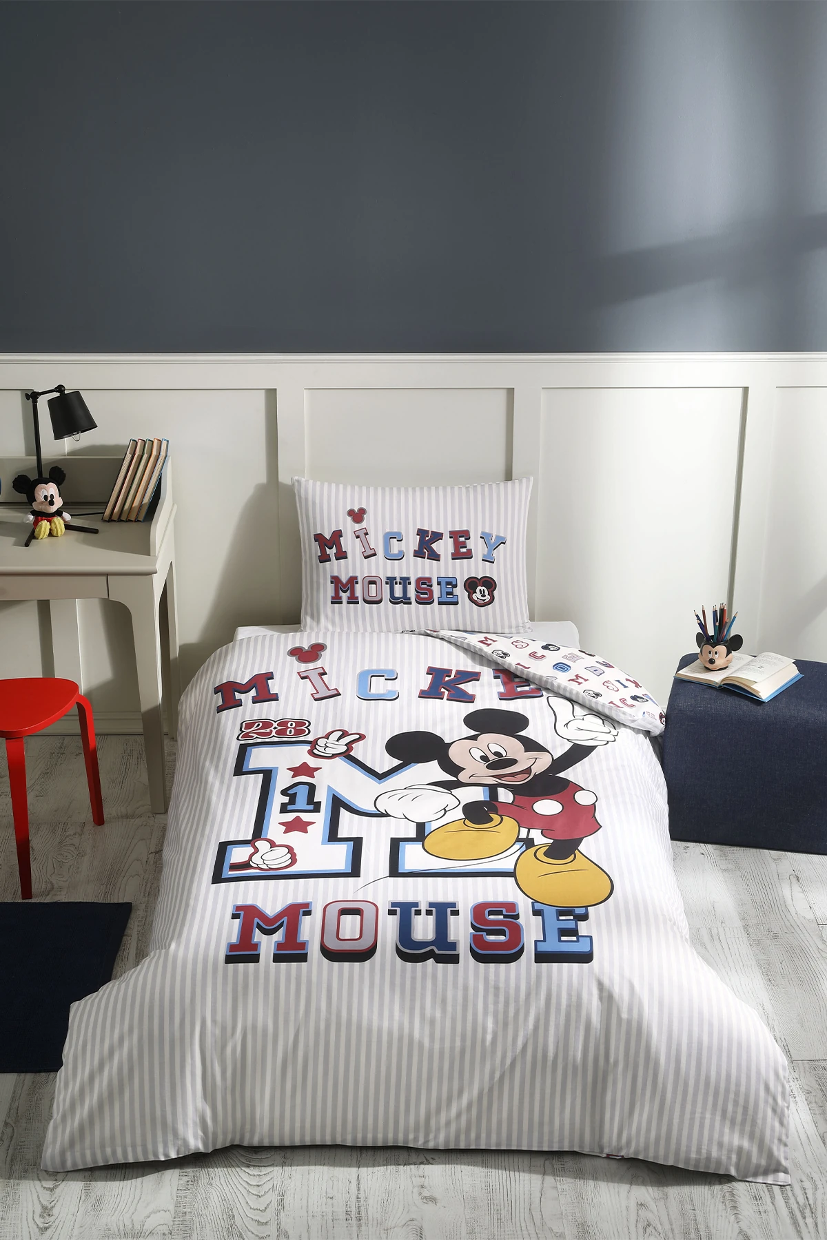 Mickey Mouse College Tek Kişilik Disney Lisanslı Çocuk Nevresim Seti