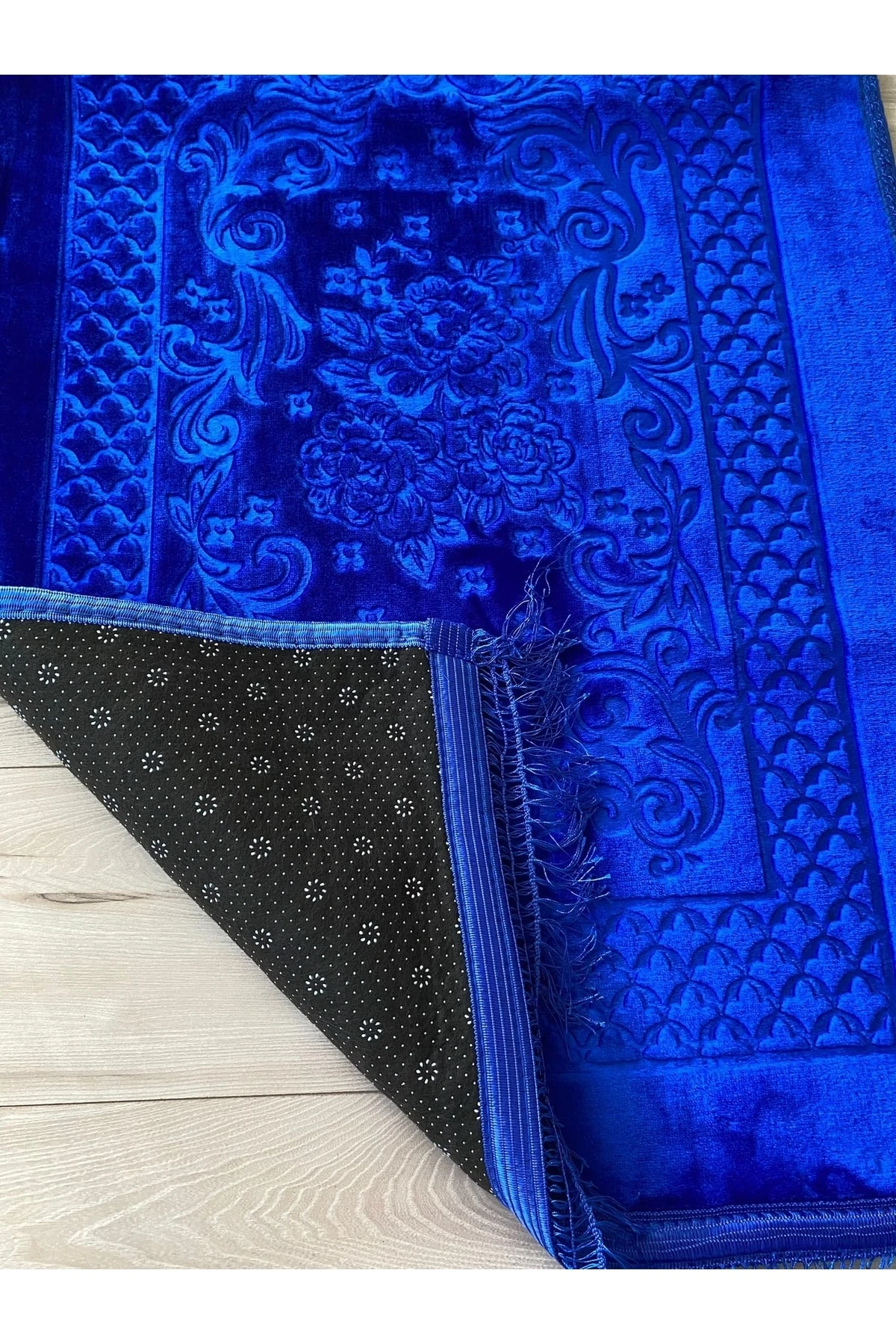 Saraylı Home Lüks Kalın Yumuşak Peluş Kaymaz Taban Özellikli Hediyelik Bohçalık Çeyizlik Seccade