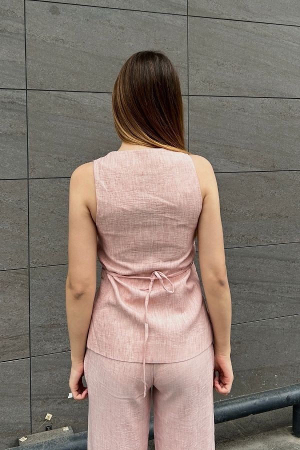 Pembe keten takım