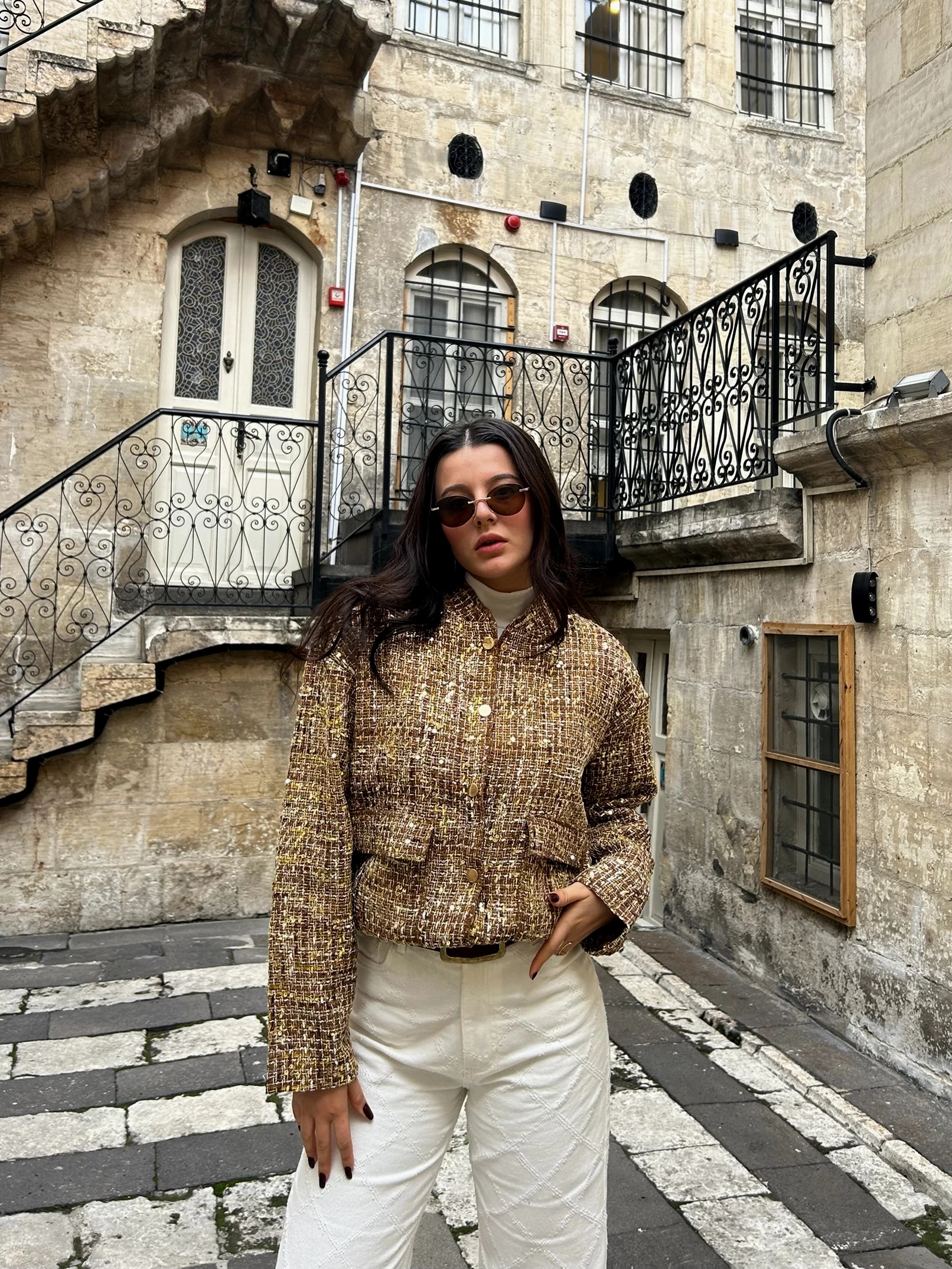 Gold pullu tüvit ceket