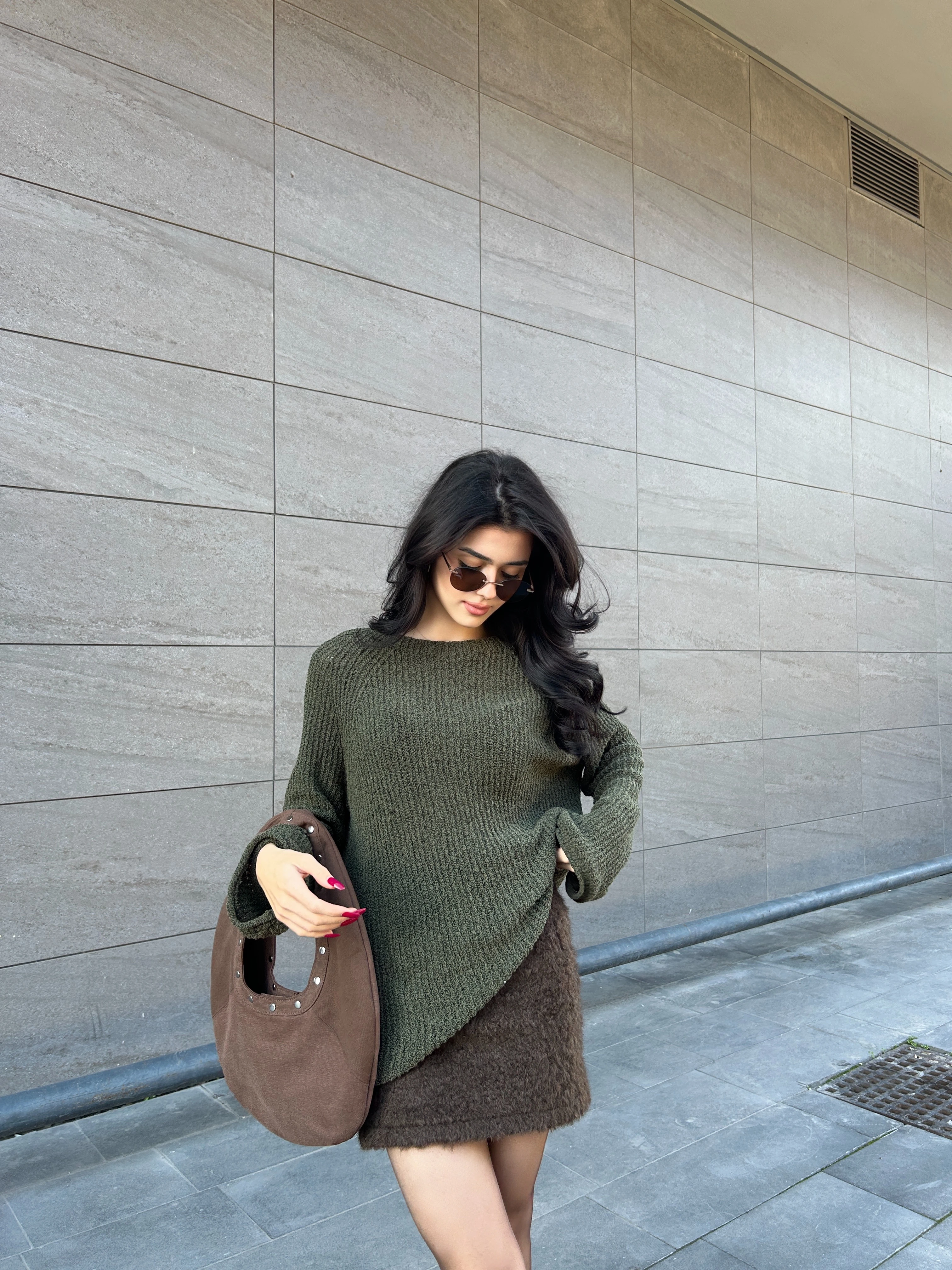 Haki kayık yaka triko