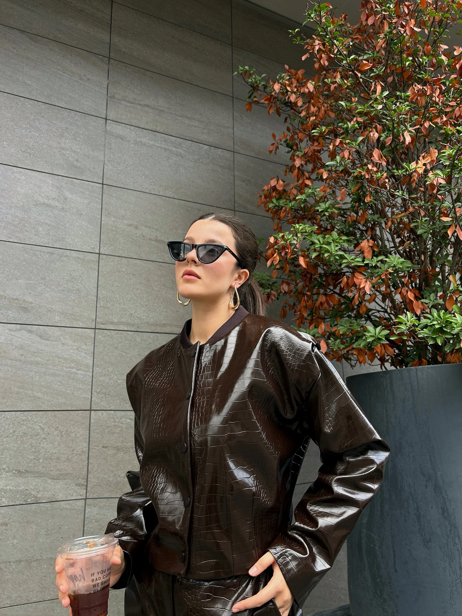 Kahverengi deri kroko mont