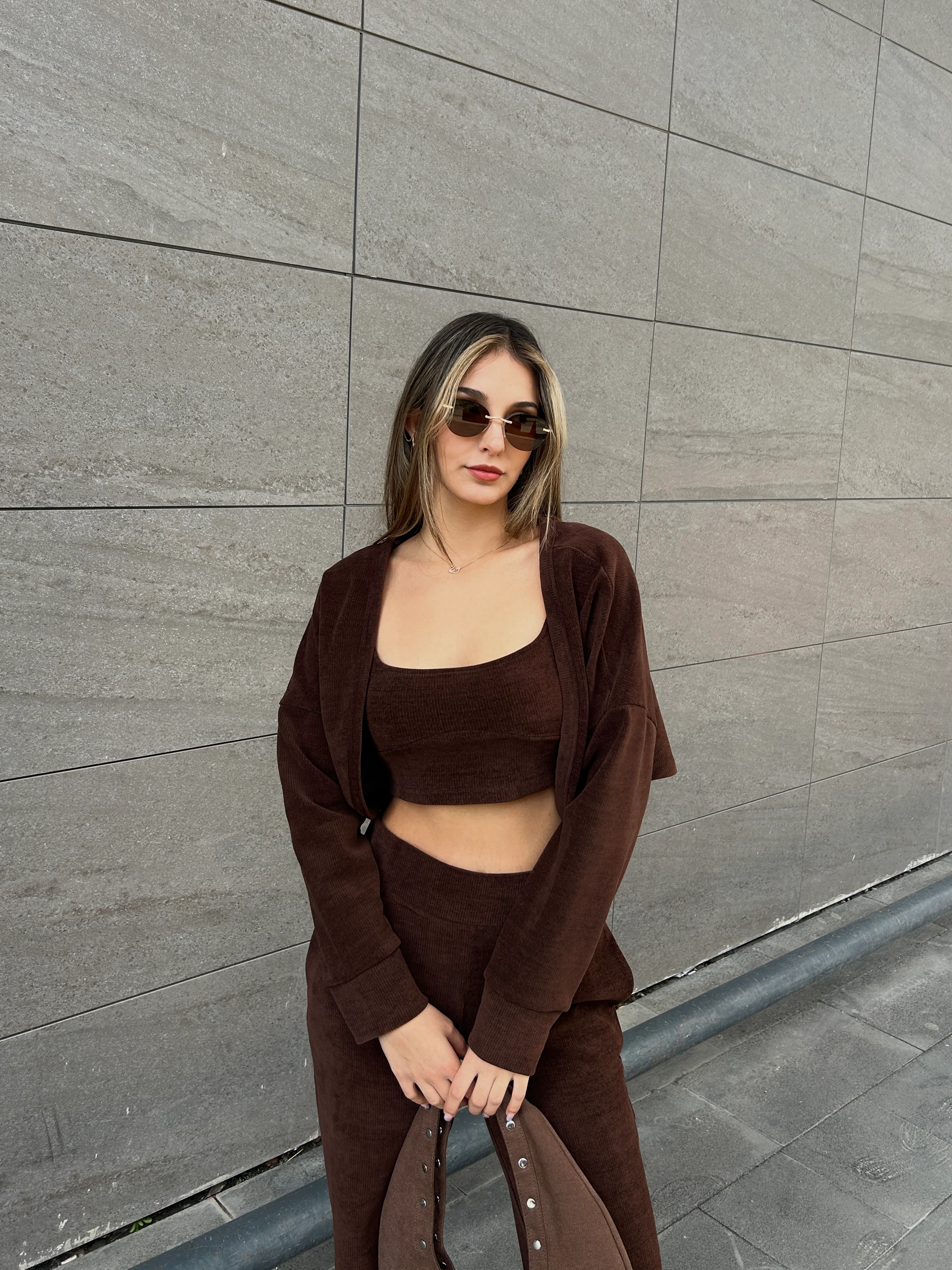 Kahverengi kadife balero takım