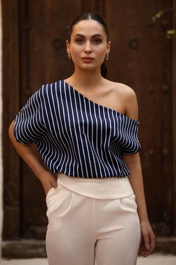Çizgili Tek Omuz Bluz