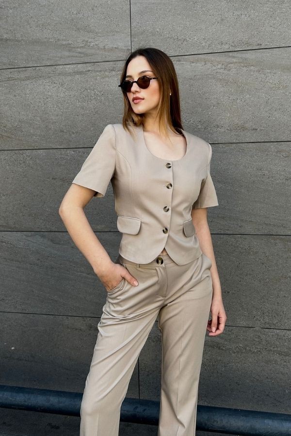 Vizon kısa kol vatkalı blazer takım