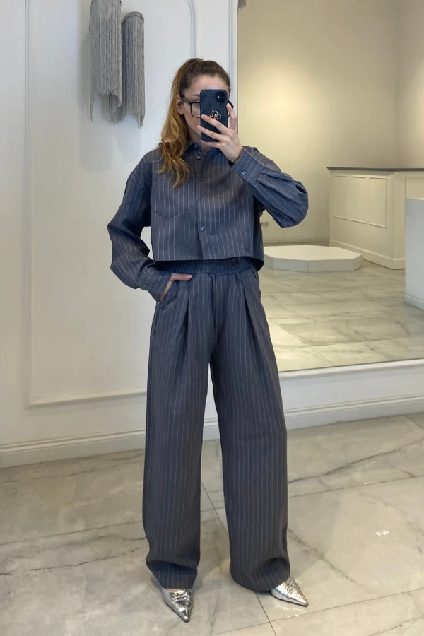 Antrasit çizgili gömlek pantolon takım