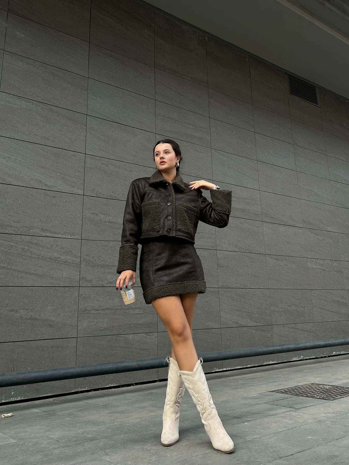 Haki kıvırcık detaylı etek