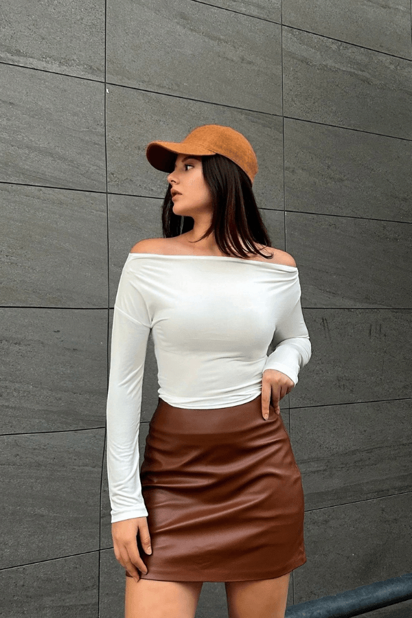 Beyaz kayıkçı yaka bluz