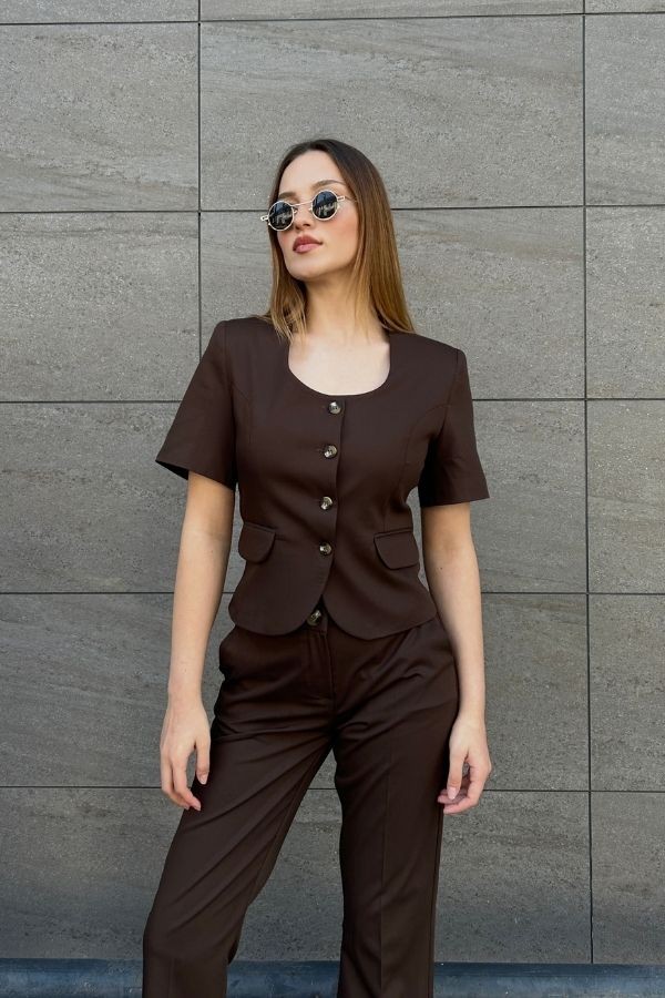 Kahve kısa kol vatkalı blazer ceket