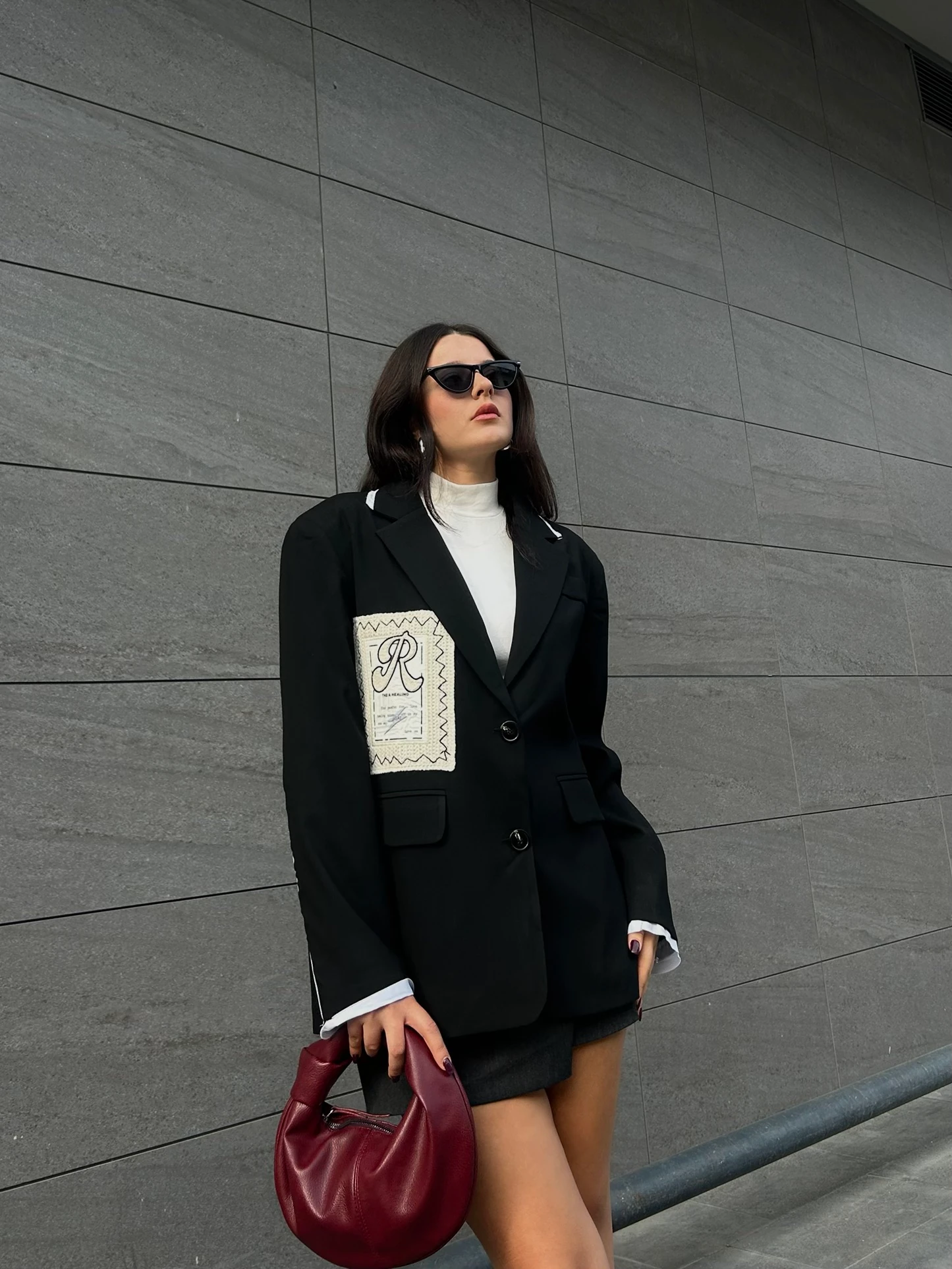 Siyah baskılı işlemeli blazer ceket