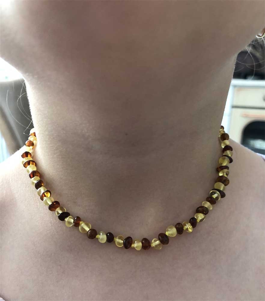 Çok Renkli Damla Kehribar Bebek Kolye