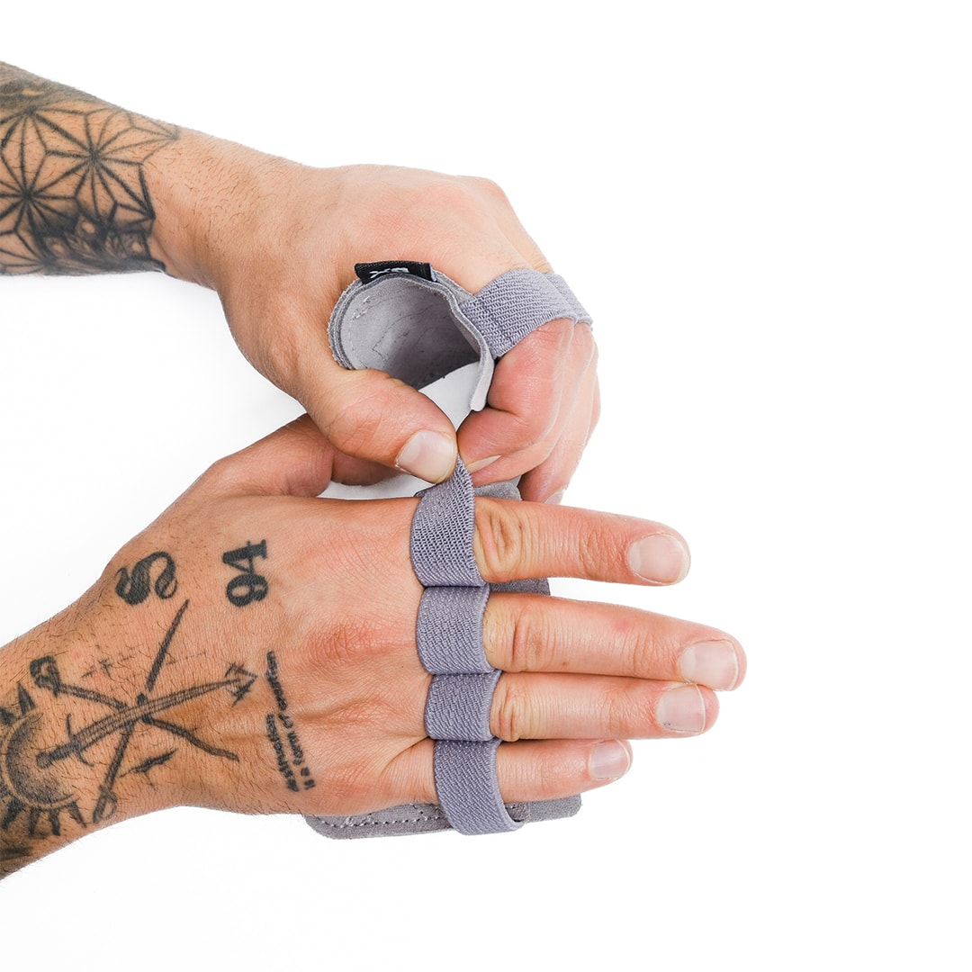 Grip Pad – Gerçek Deri Kaymaz Ağırlık El Pedi (Esnek Parmaklı Spor Eldiveni)