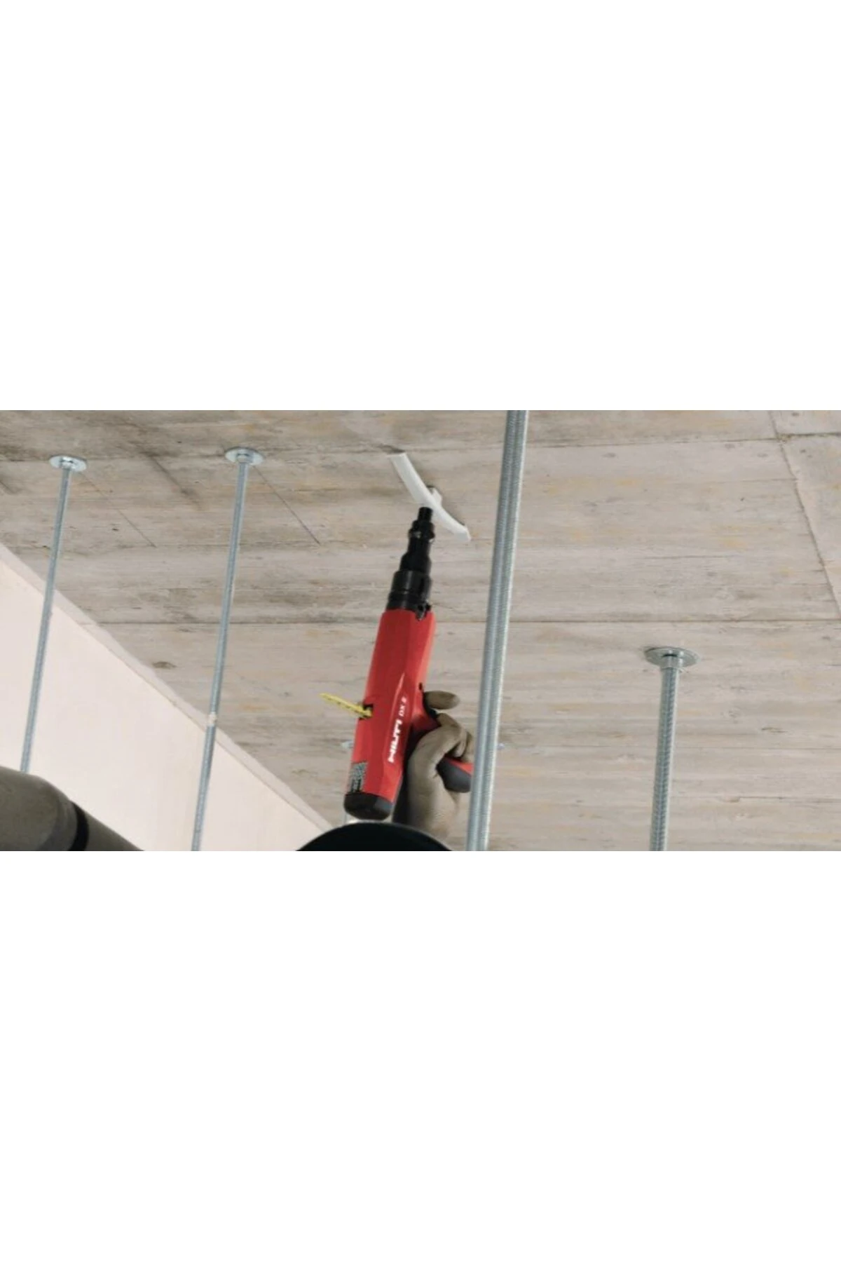 Dx 2 Barutlu Çivi Çakma Tabancası