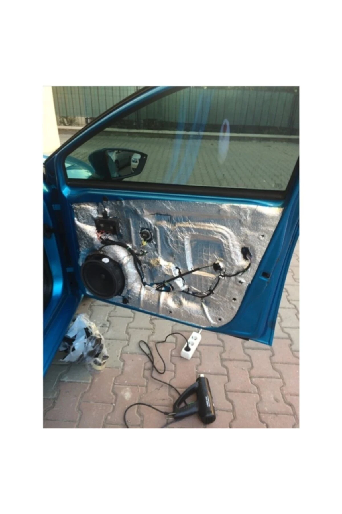 Bitüself Folyolu Oto Ses Su Yalıtım Bantı Bandı 15 Cm (pütürsüz)