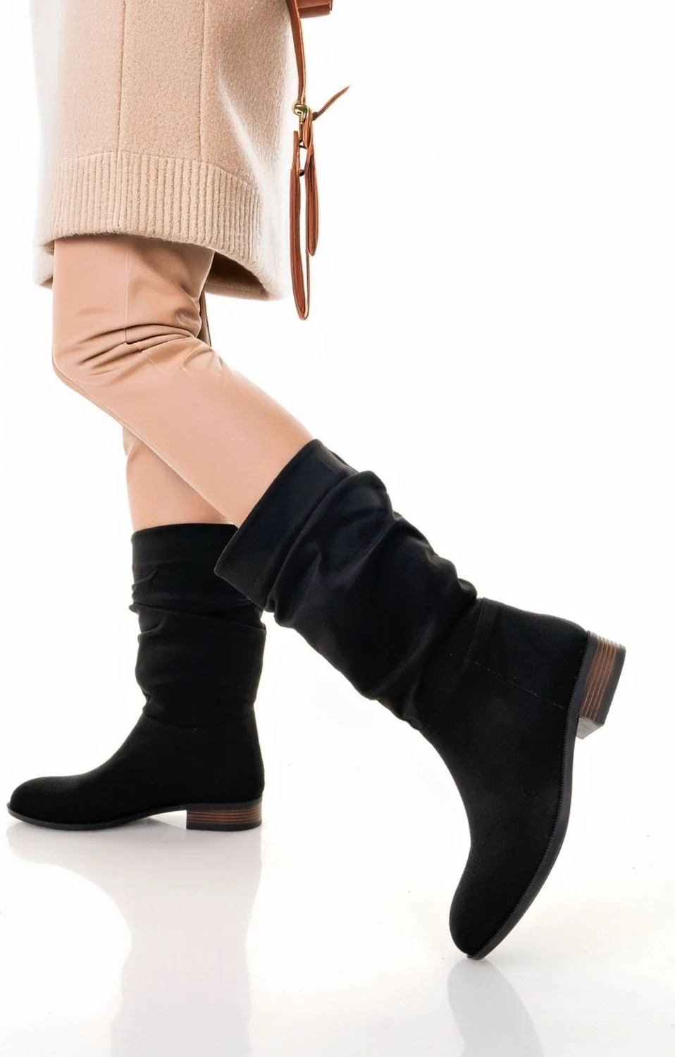 Plod Siyah Süet Çizme