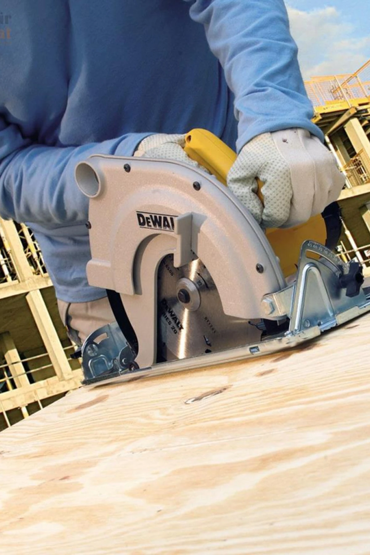 D23700 AĞIR HİZMET TİPİ DAİRE TESTERE 1750W SUNTA KESME 235*30