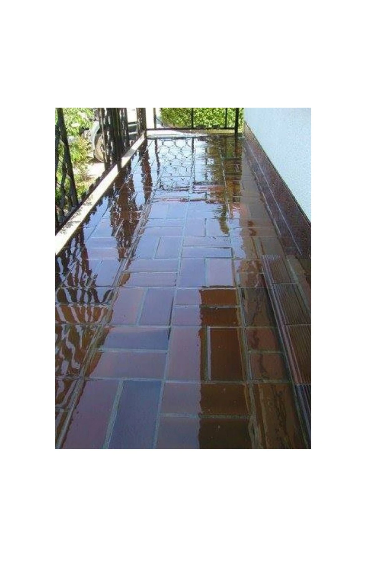 LIQUID GLASS Sıvı Cam-Şeffaf ve Parlak Su İzolasyonu Malzemesi 4 Kg