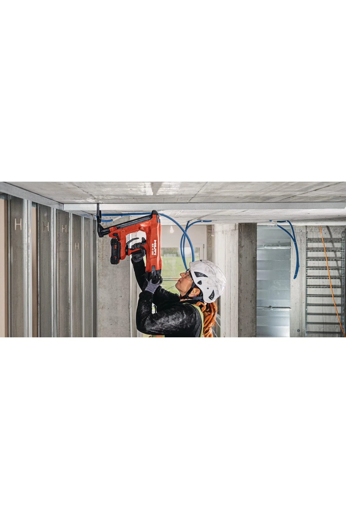 HILTİ  BX 4-22 AKÜLÜ BETON ÇİVİ ÇAKMA TABANCASI  + B 22-85 BATARYA + C 6-22 ŞARJ CİHAZI