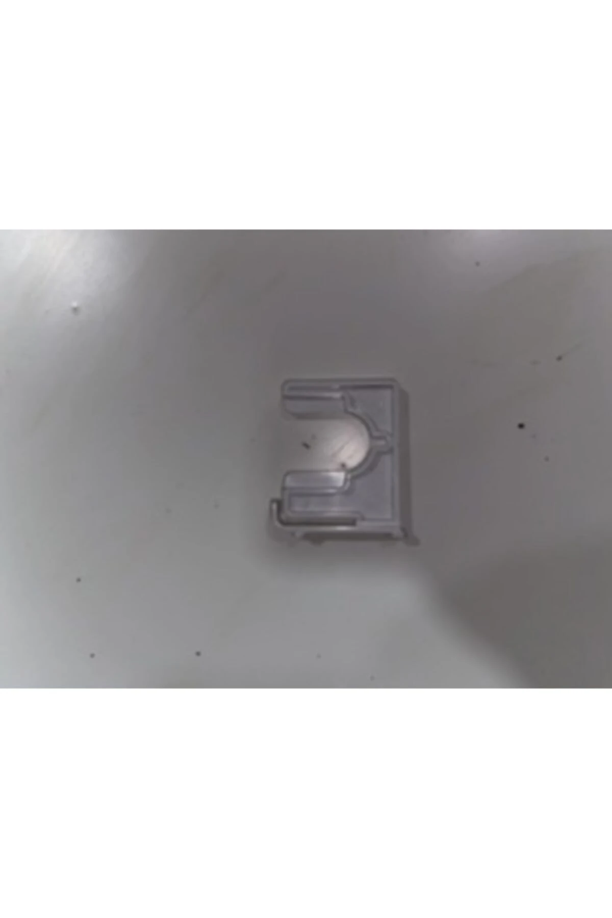 Gömme Rezervuar Şamandıra Tutucusu