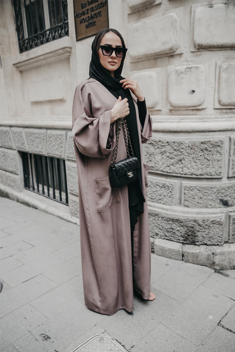 Lavinya Abaya 