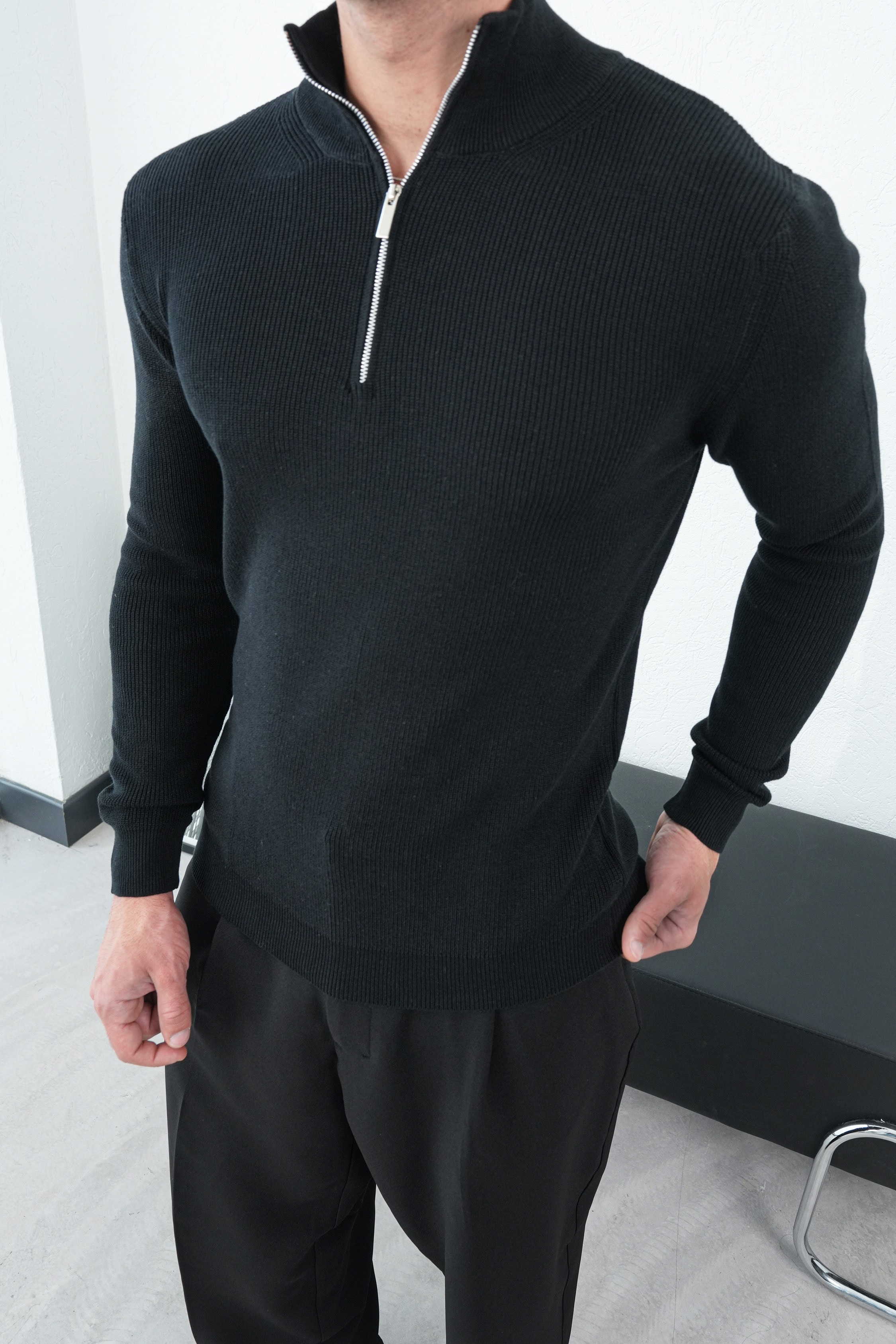 Yarım Fermuarlı Triko Kazak FW254002 - Siyah