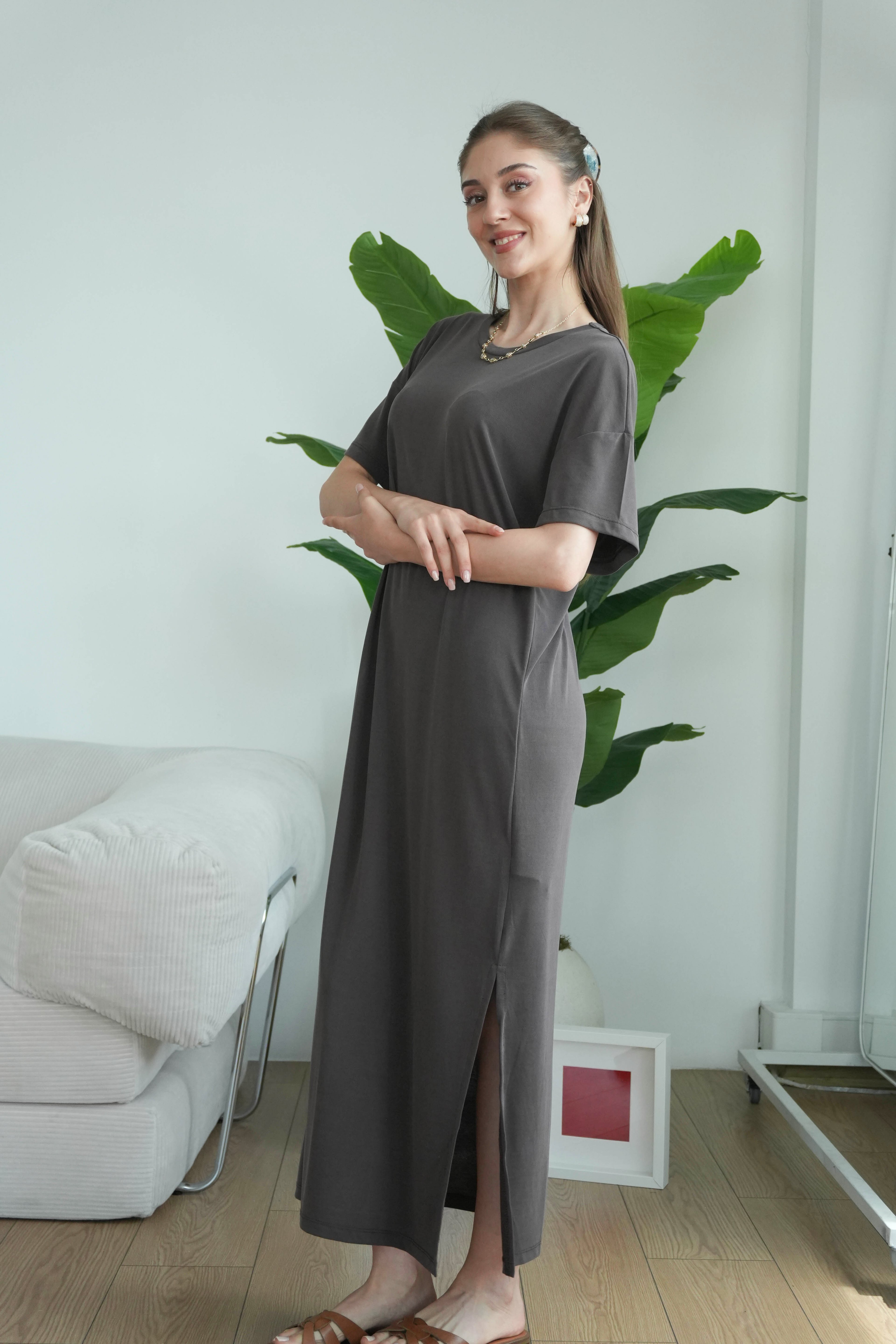 Modal Yırtmaçlı Günlük Elbise - Kahve