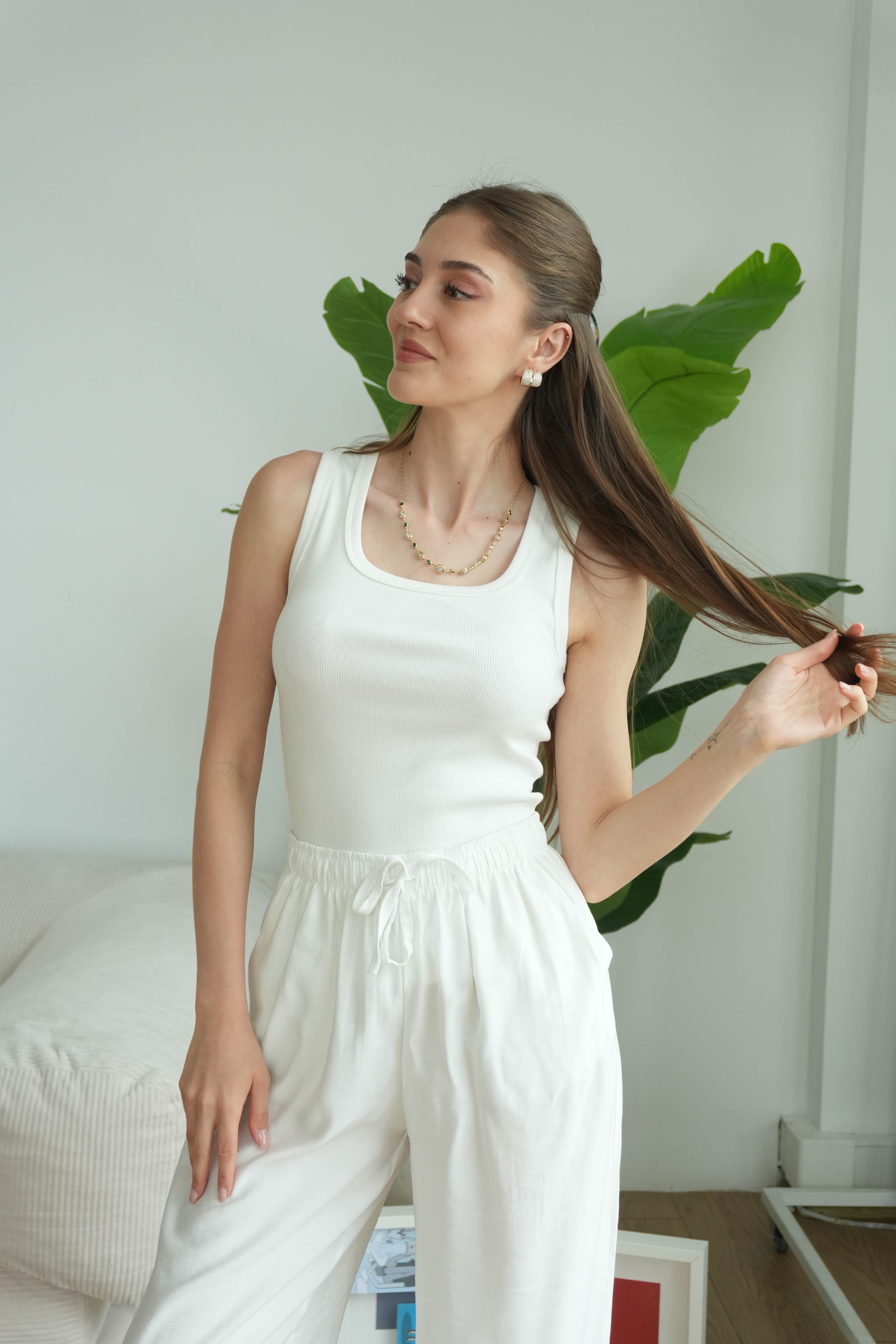 Sienna Kare Yaka Askılı Atlet - Beyaz