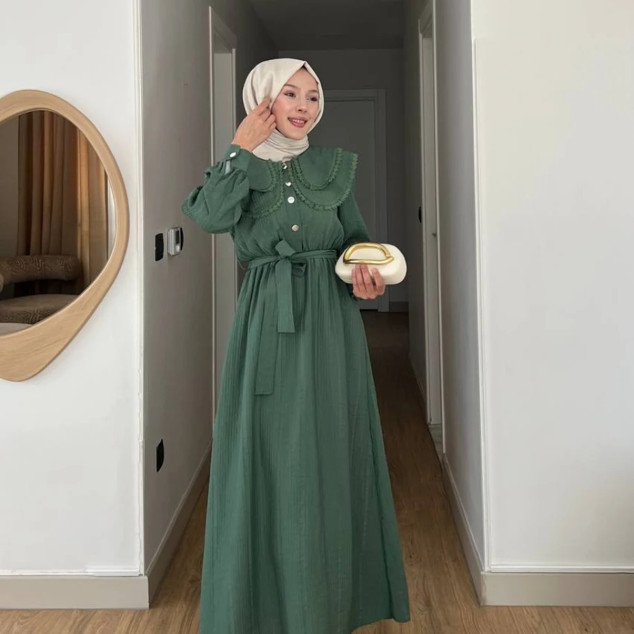 Yaka Detaylı Elbise - Ürün Kodu 1002