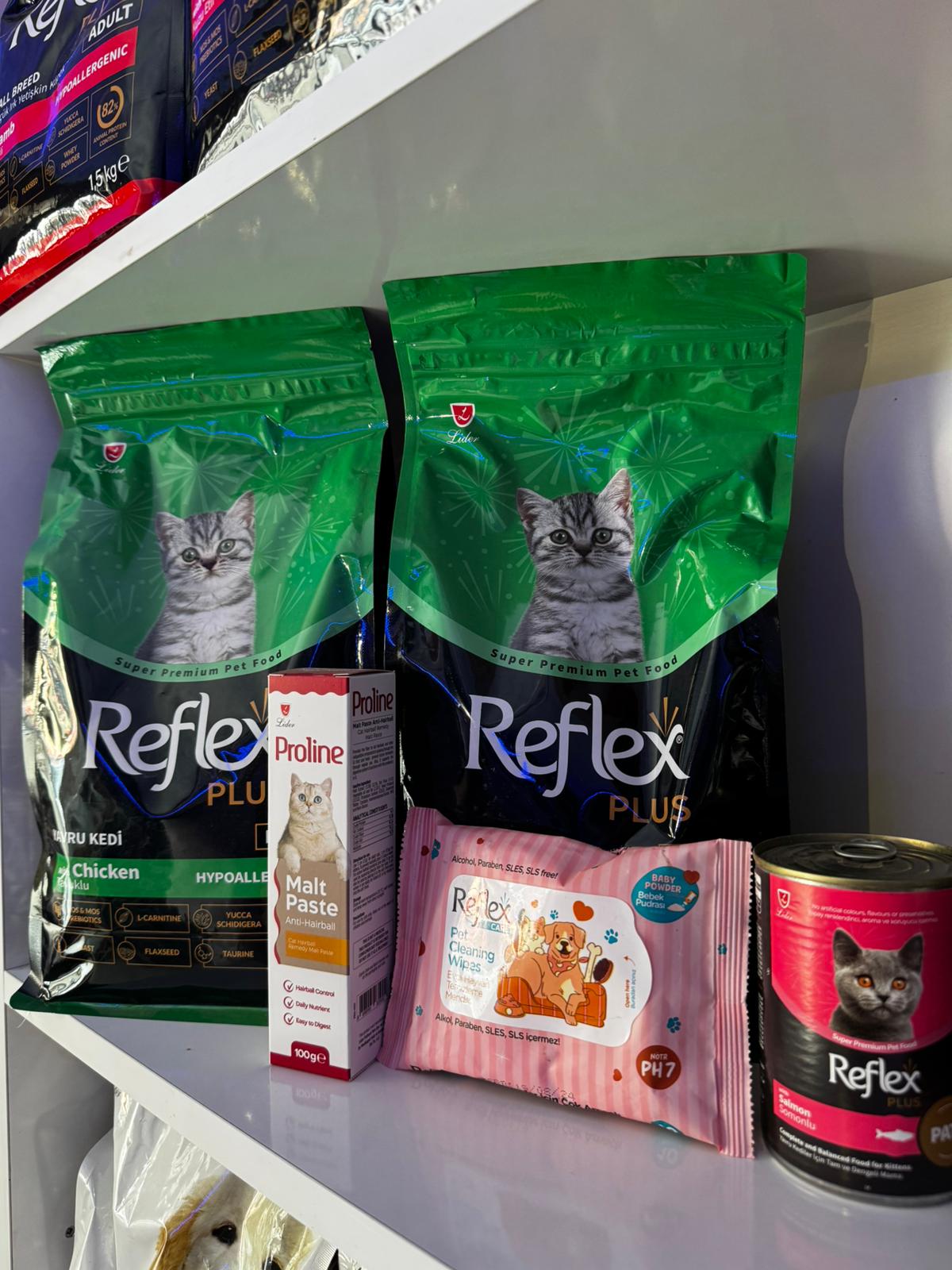 Reflex Plus Yavru Kedi Bakım Seti – 2×1.5 kg Tavuklu Mama + Proline Malt 100 g + Temizleme Mendili + Konserve