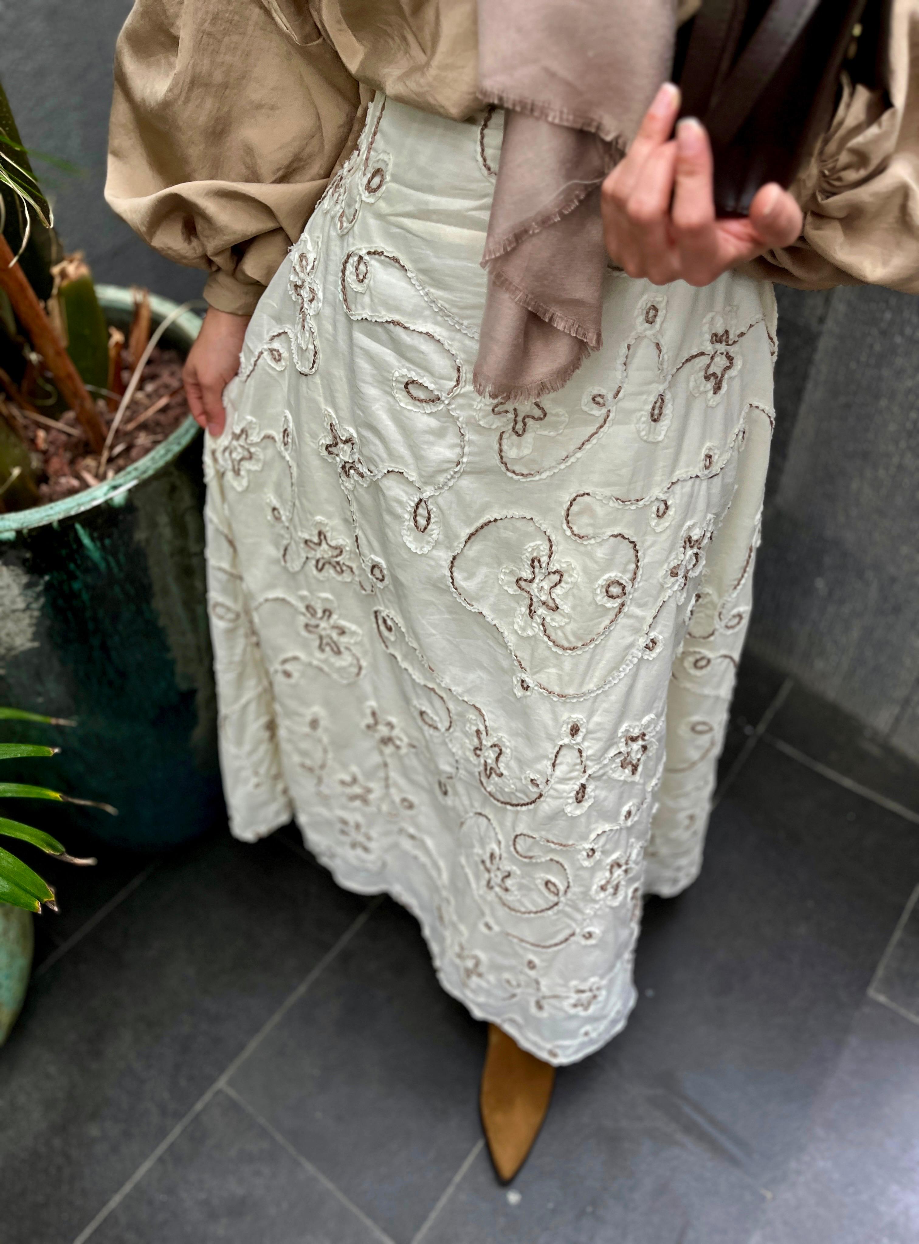 Çiçek Nakışlı  Pamuk Keten Etek