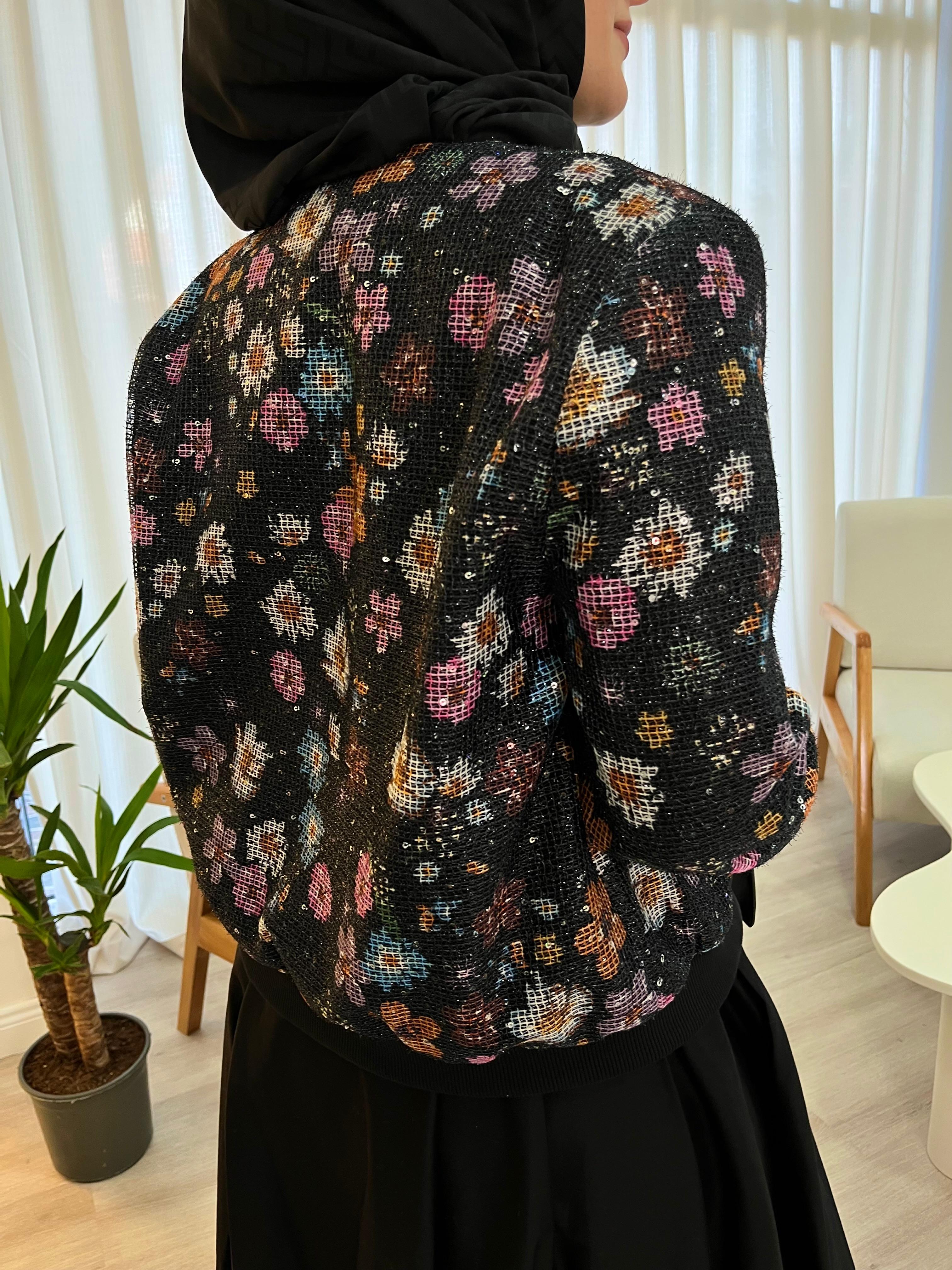 Fileli Çiçek Desenli Fermuarlı Bomber Ceket