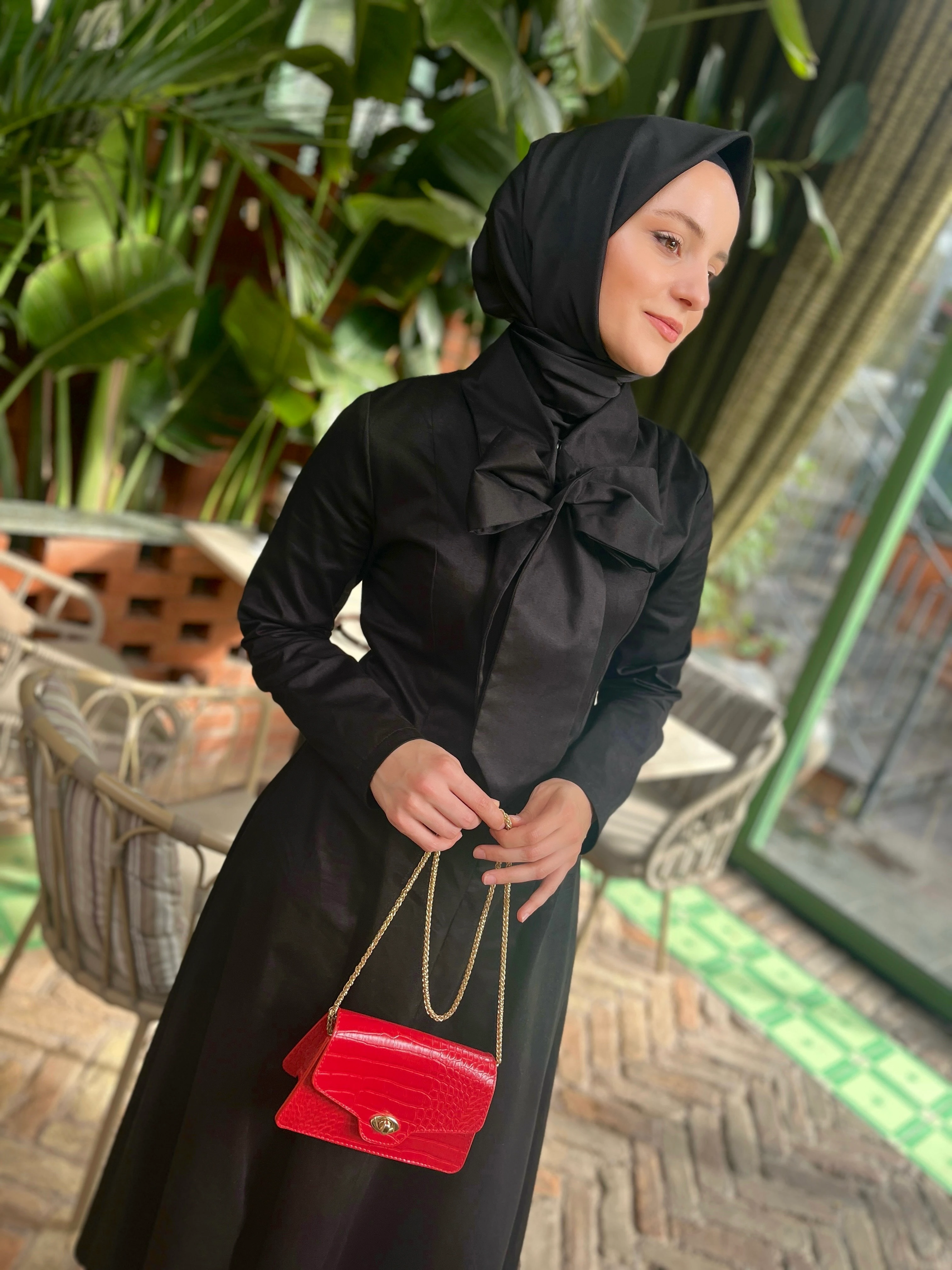 Fiyonk Yaka Detaylı %100 Cotton Elbise