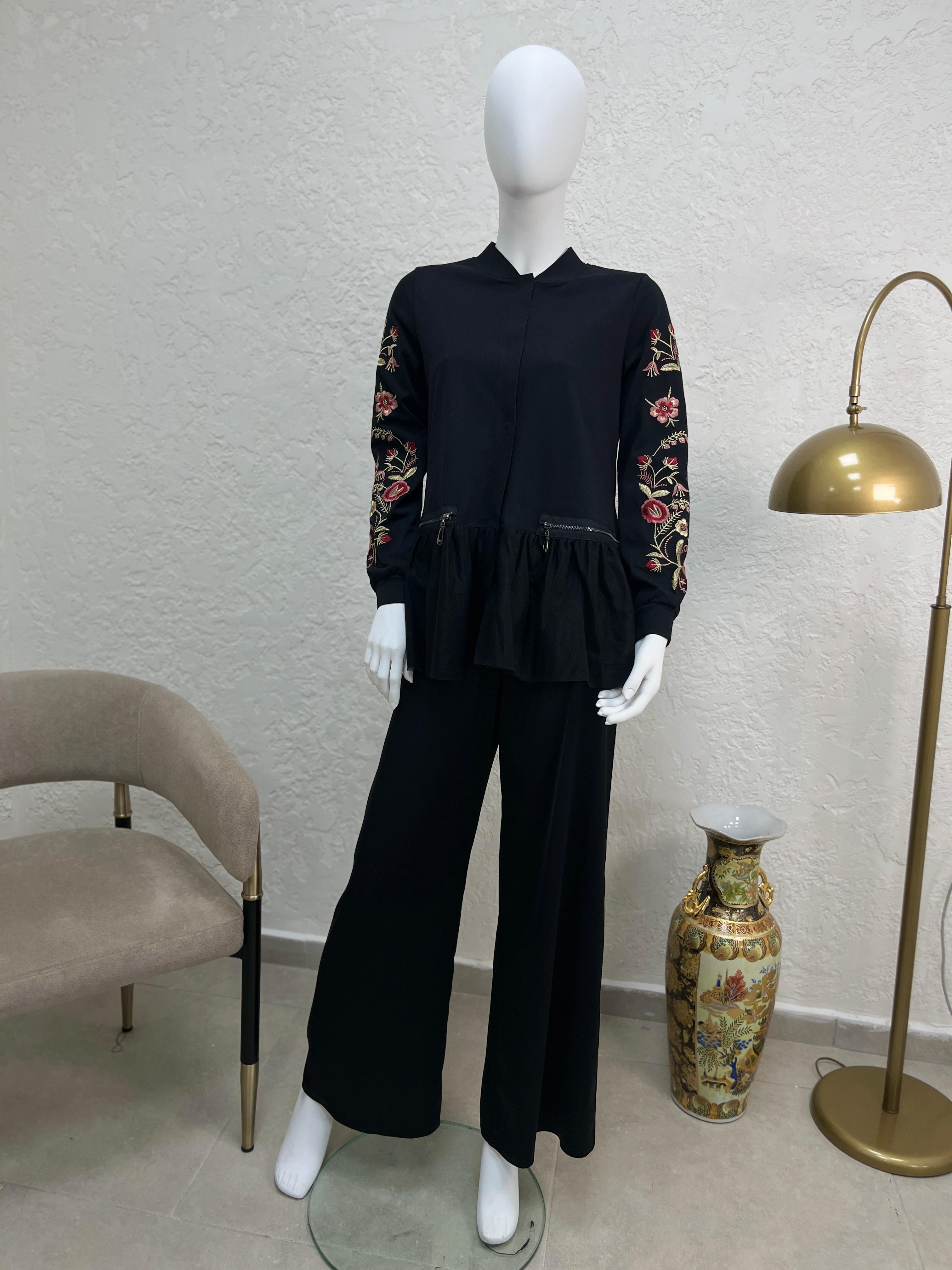 Nakış Detaylı Peplun Model Üst