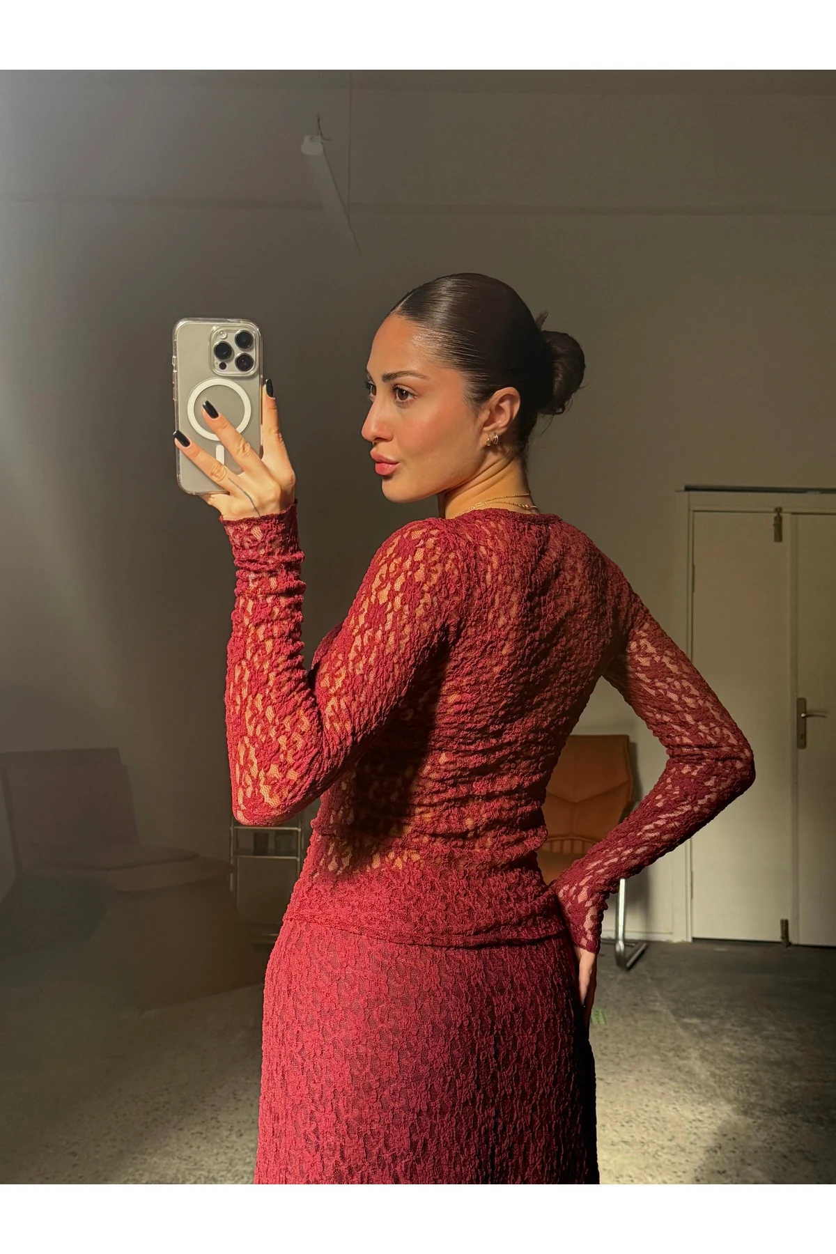 Dantelli Transparan Uzun Kol Esnek Bluz