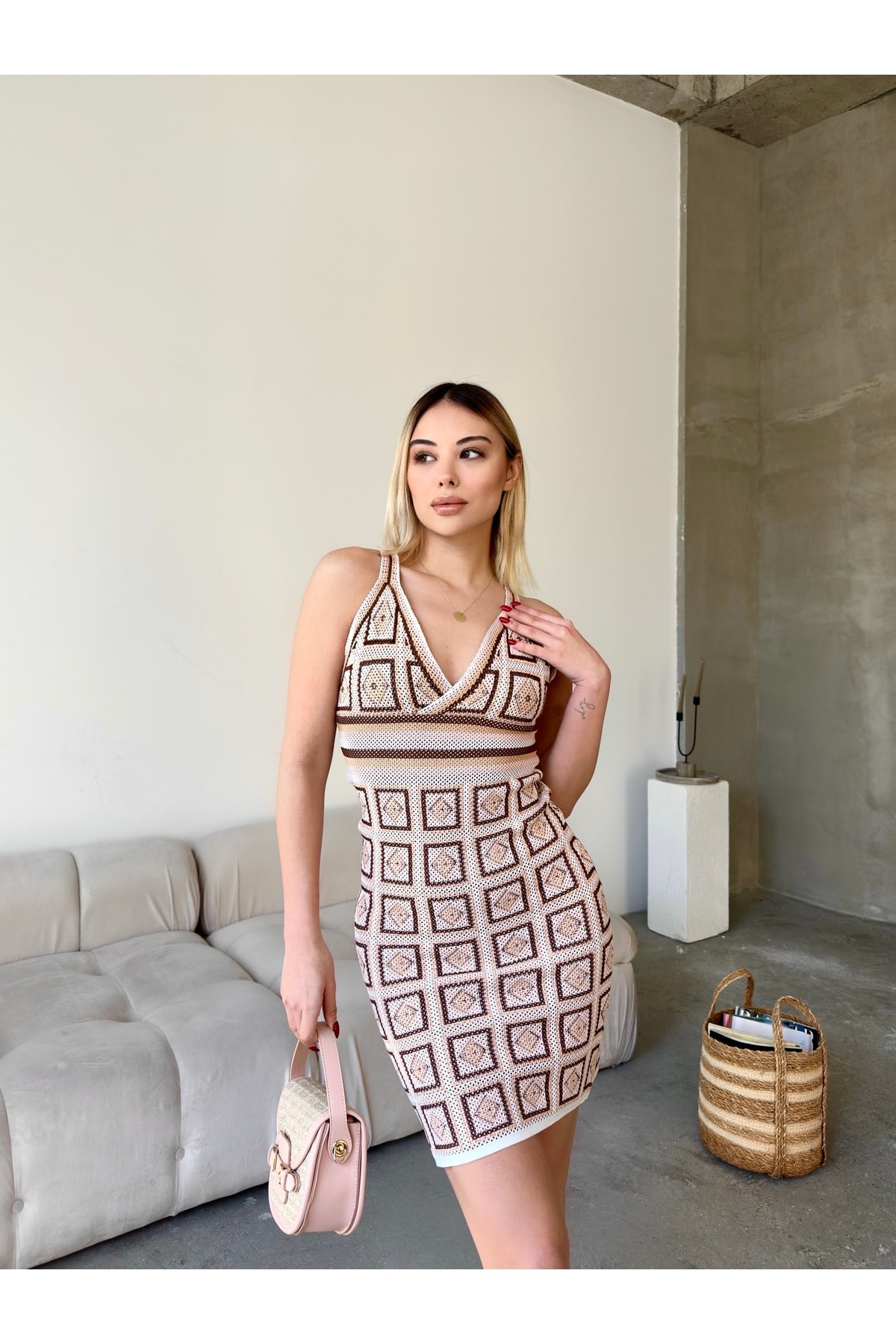 Etnik Desen Çarpraz Askılı Mini Elbise