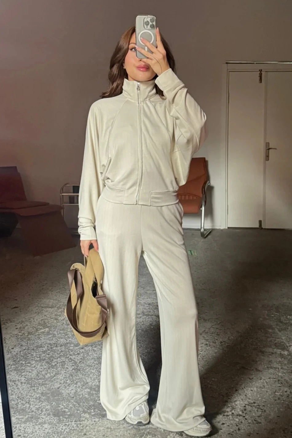 Pamuk Dik Yaka Yarasa Kollu Hırka-Pantolon Takım