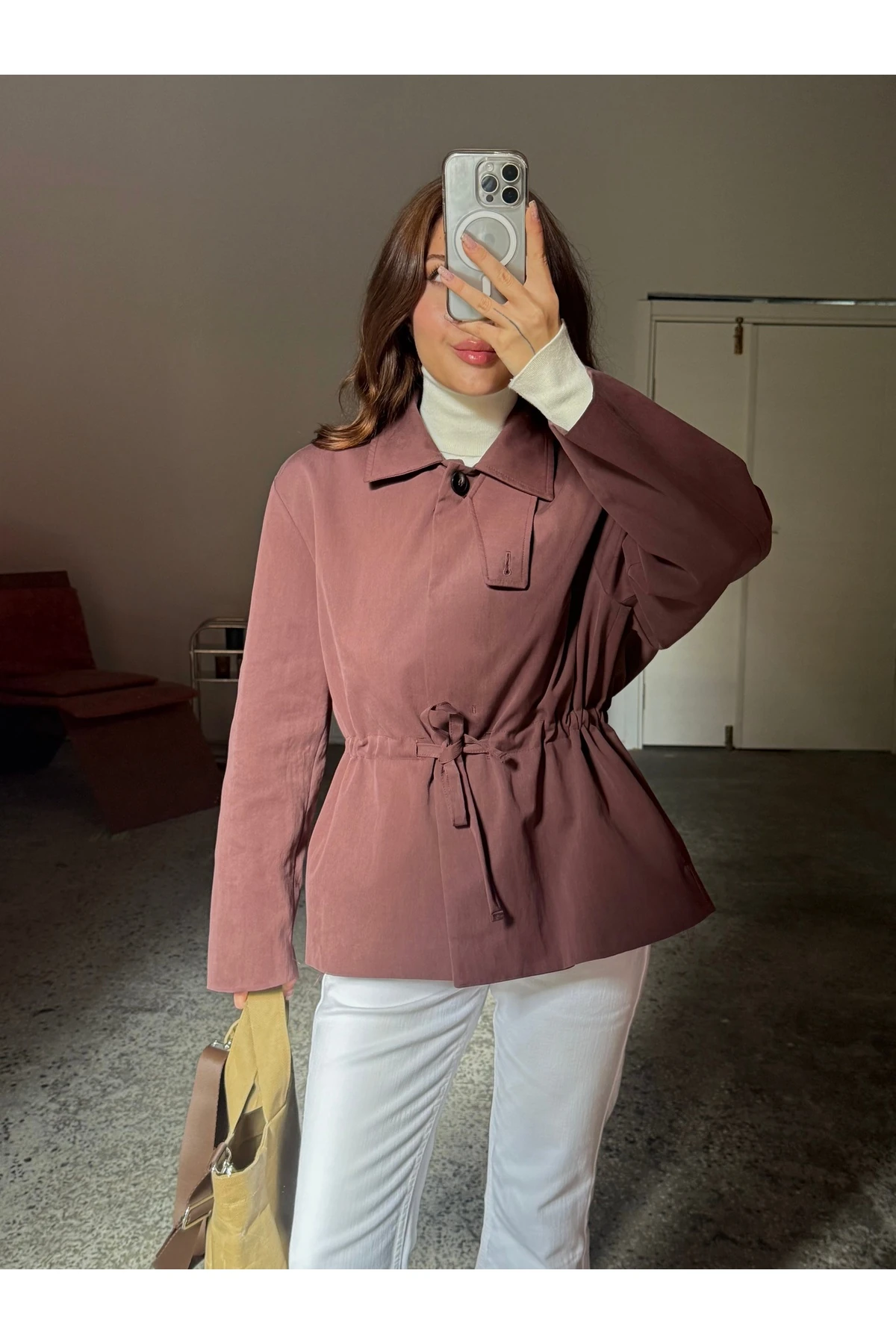 2 Farklı Yaka Biçimli Büzgülü Pamuk Mont